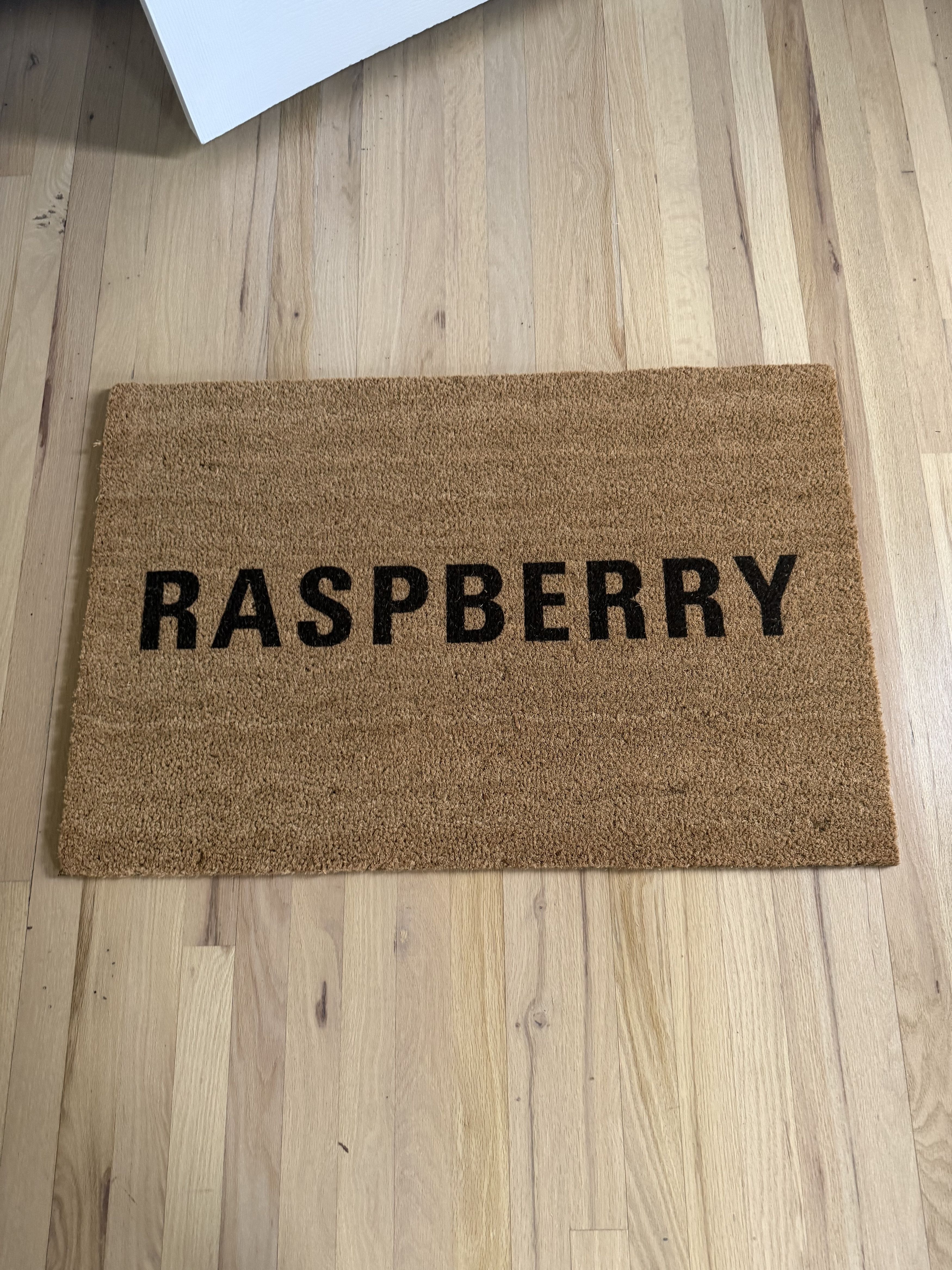 GV Gallery Raspberry Hills Door Mat