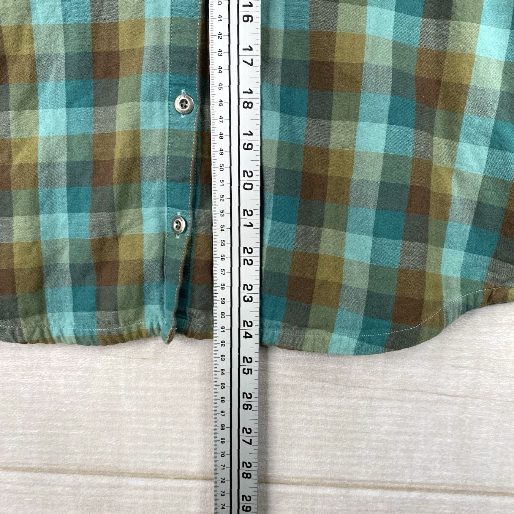Patagonia Patagonia Shirt Womens 6 Green Plaid Button-Up V-Neck Pocket Flannel Organic Cotton Top Size M / US 6-8 / IT 42-44 - 3 Thumbnail
