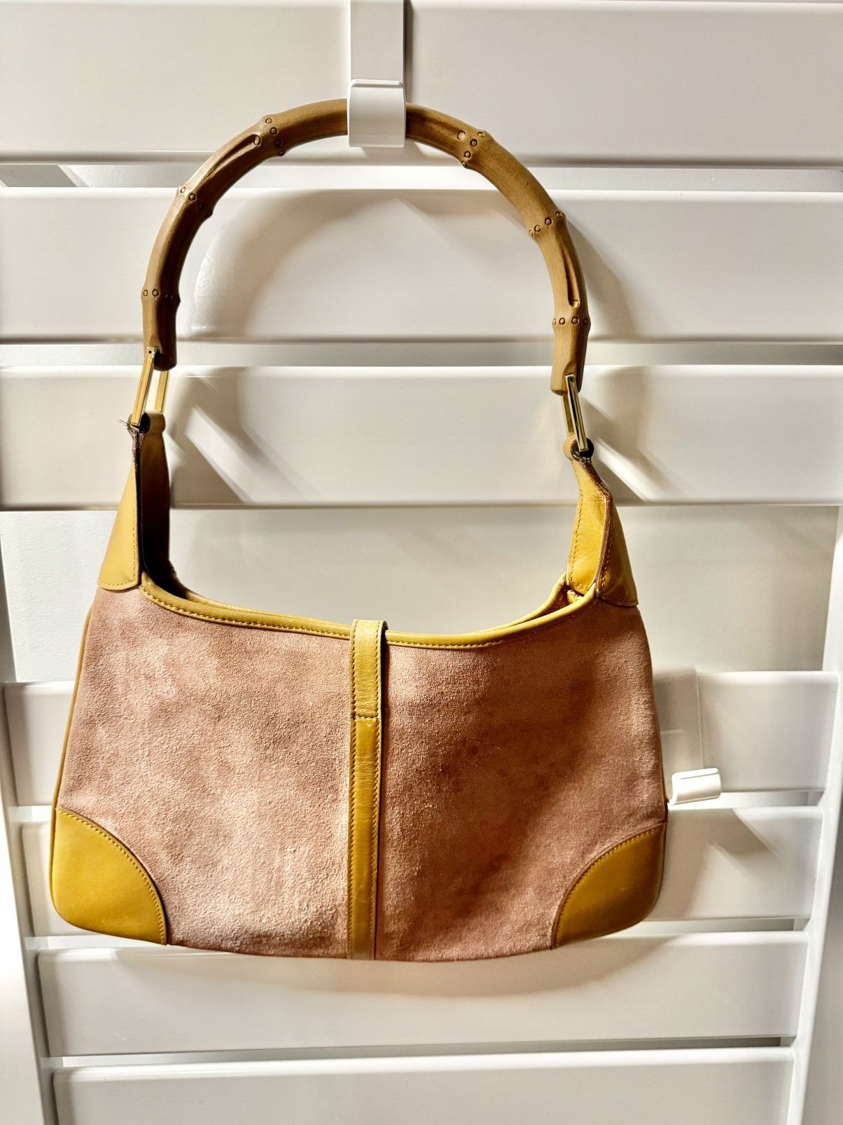 Gucci Gucci Jackie Vintage Handbag in Pink Suede with Bamboo Handl Size ONE SIZE - 10 Thumbnail