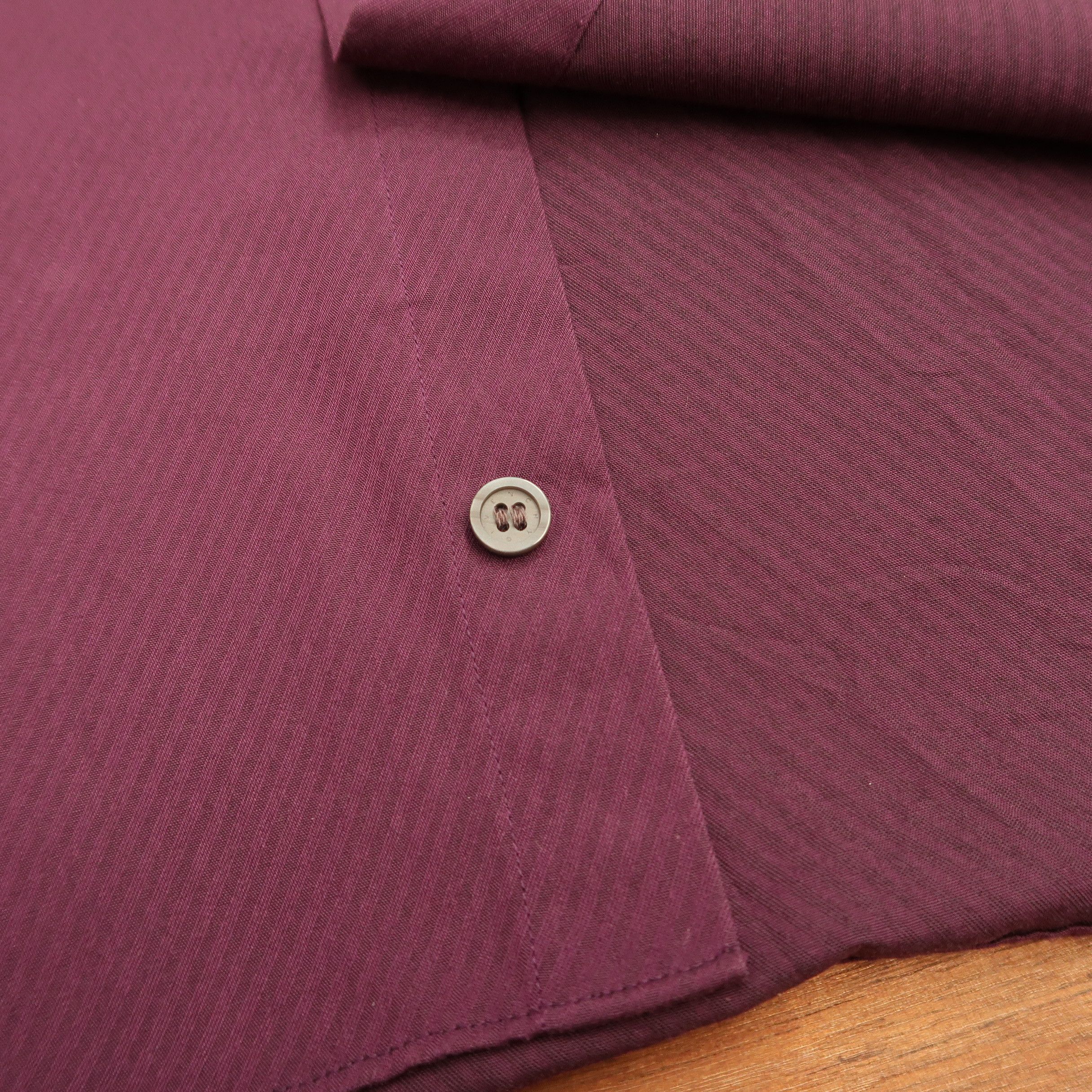 Givenchy Vintage Luxury Givenchy Men Embroidered Logo Purple Shirt Size US L / EU 52-54 / 3 - 12 Thumbnail