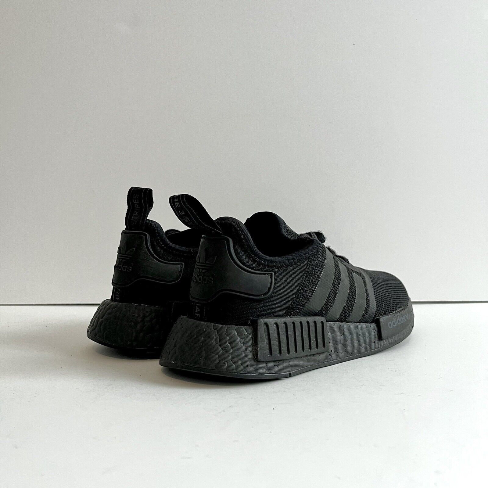 Adidas 2016 Adidas NMD R1 Triple Black S31508 Blk Sz 5.5 Size US 7 / IT 37 - 4 Thumbnail