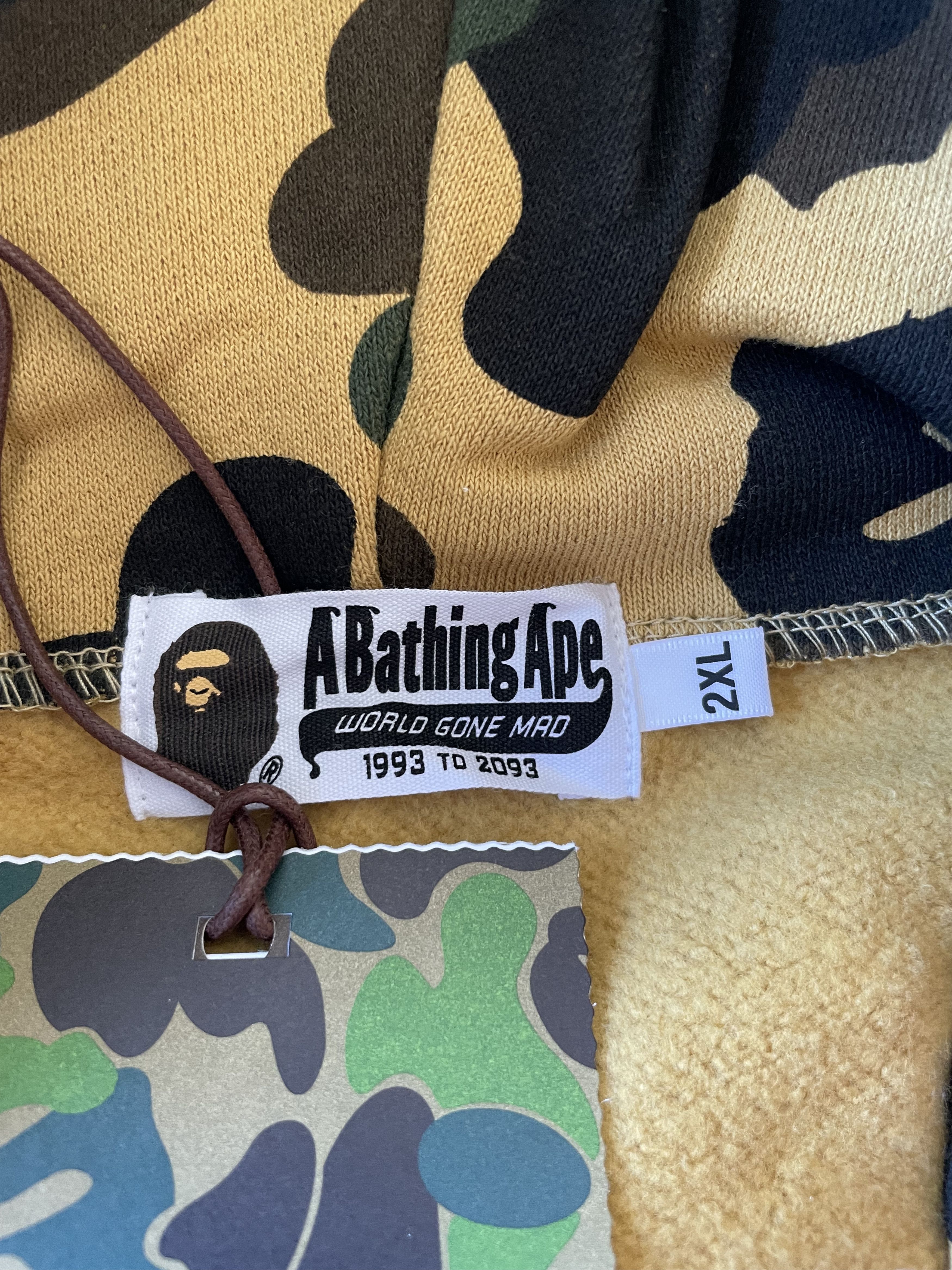 Bape 1ST CAMO SHARK FULL ZIP HOODIE (2022) Size US XXL / EU 58 / 5 - 9 Thumbnail
