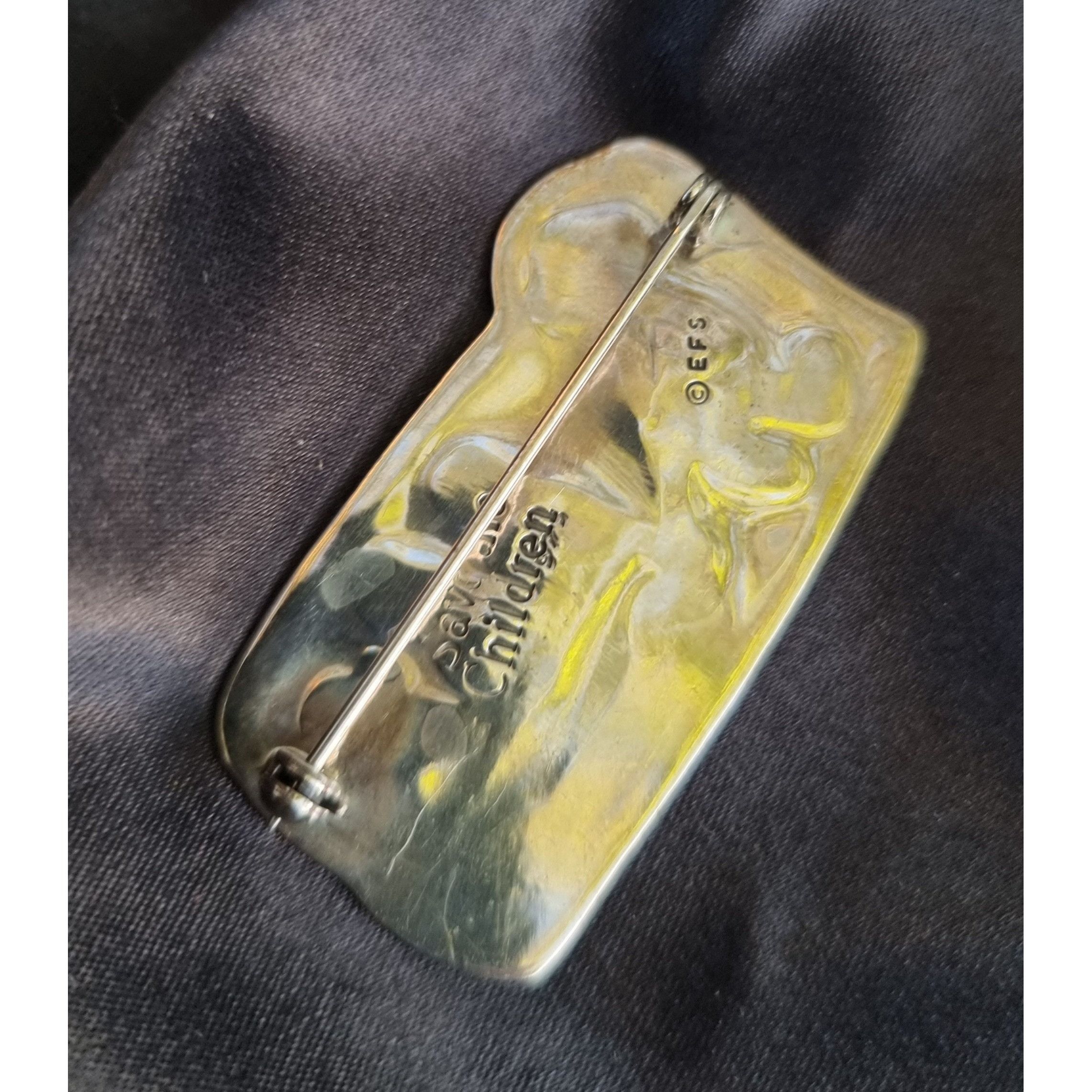 Vintage Vintage EFS Save the Children Signed Sterling Silver Brooch Size ONE SIZE - 3 Thumbnail
