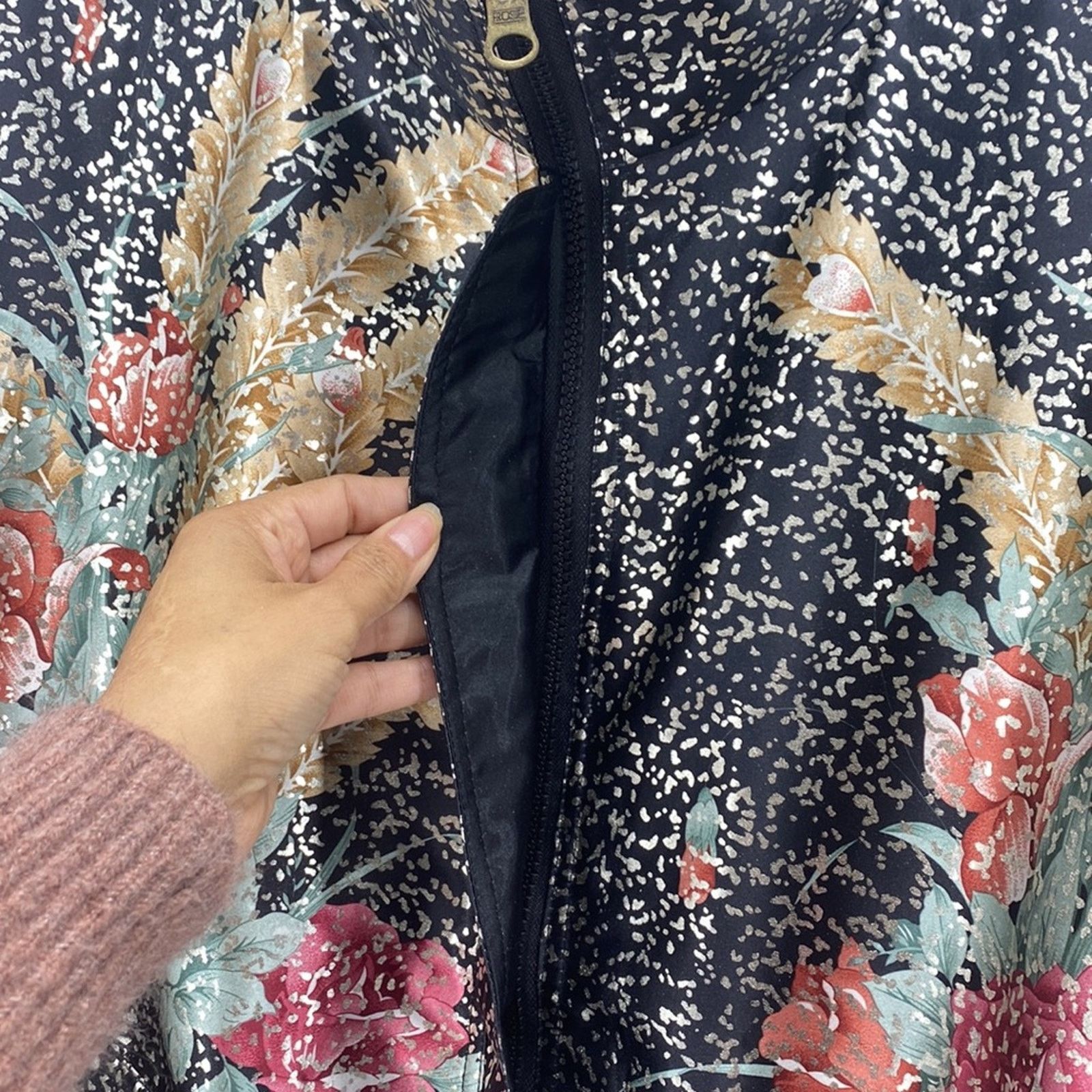 Vintage Vintage 80s 90s Silver metallic Reversible Windbreaker sz L Size L / US 10 / IT 46 - 7 Thumbnail