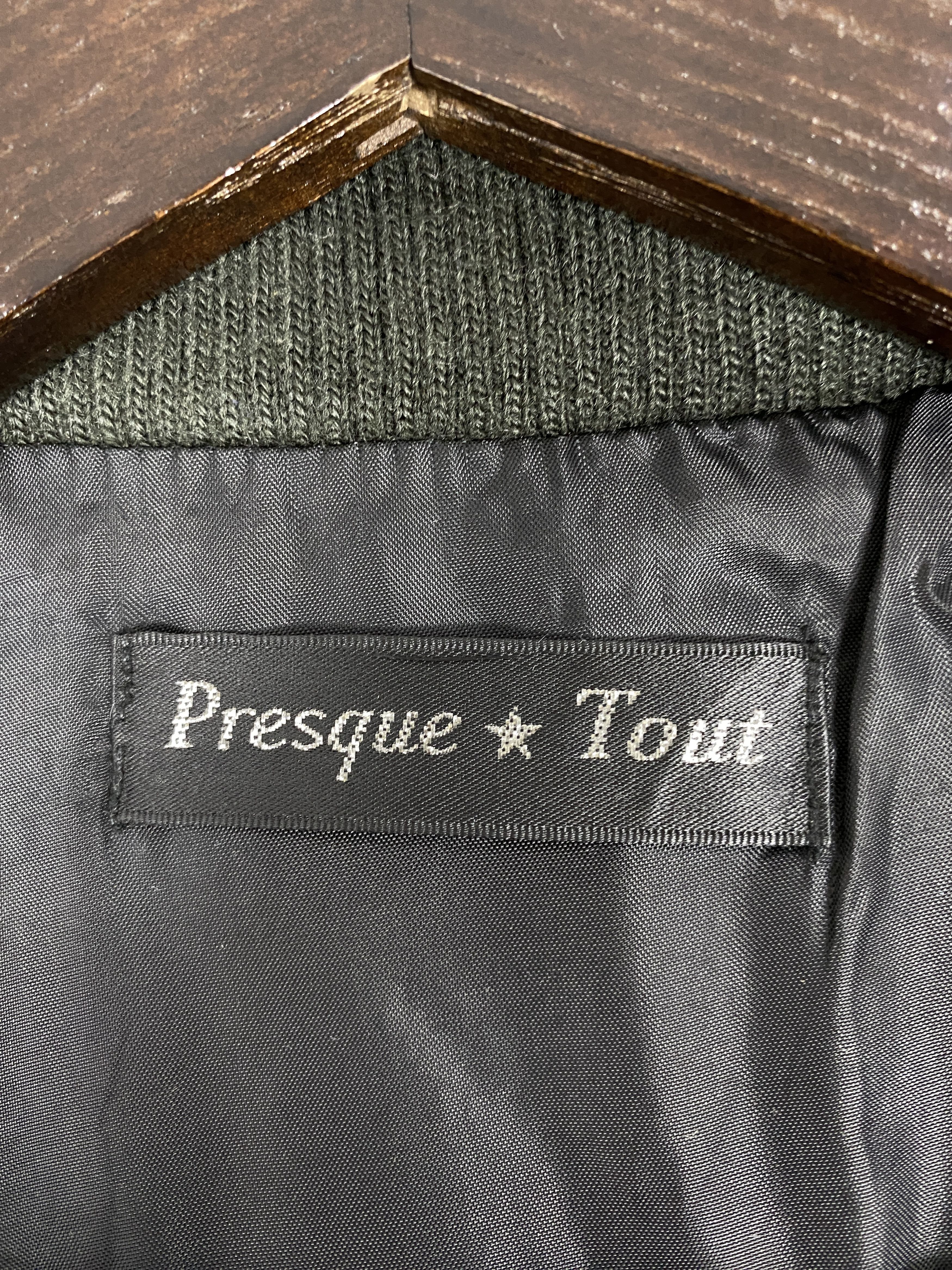Japanese Brand Vintage Presque & Tout Hoodie Jacket J2336 Size US S / EU 44-46 / 1 - 10 Thumbnail
