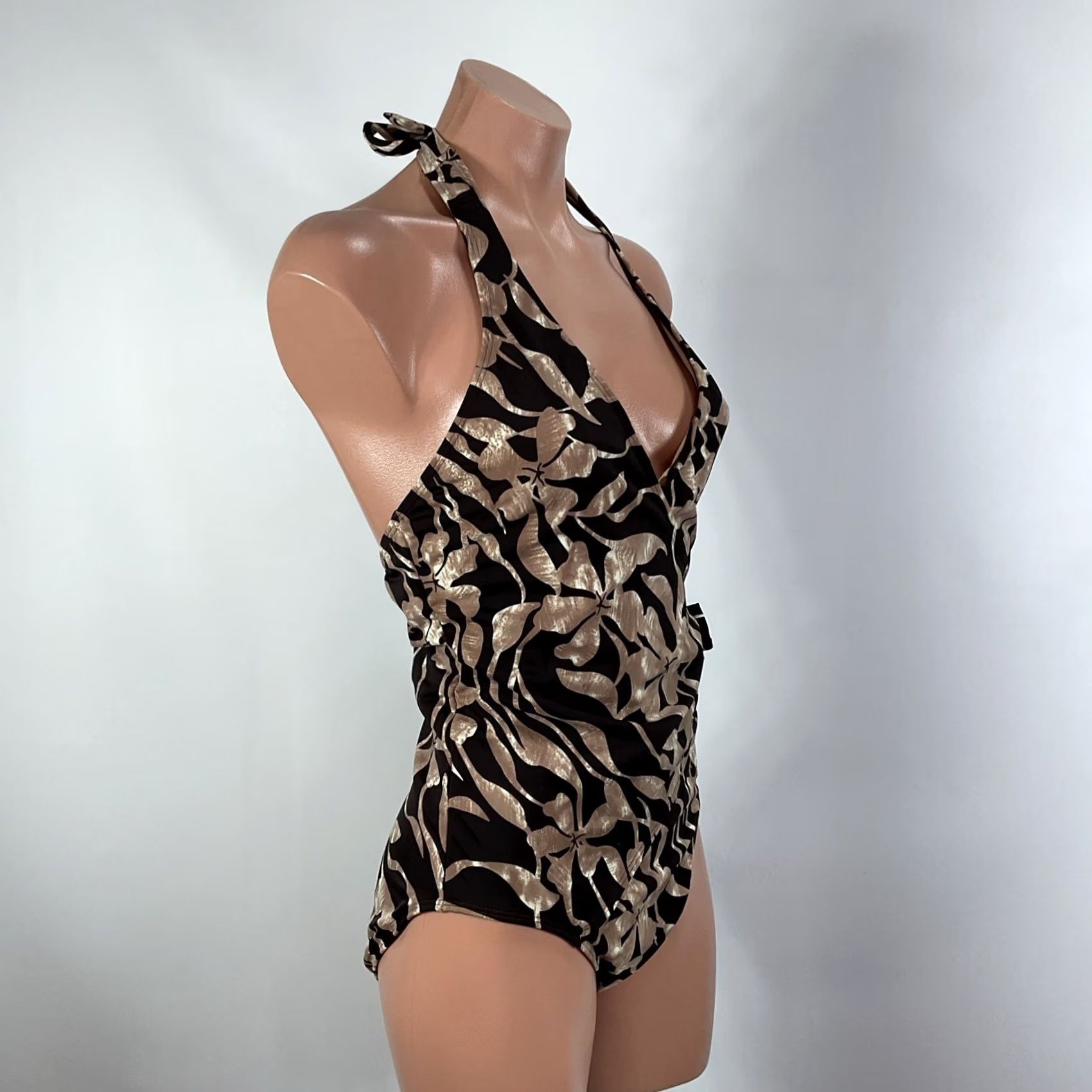 Vintage Shape FX Swimsuit One Piece Bathing Suit Halter High-Waisted Brown Floral Print 8 Women Tropical Backless Built-In Bra Shaper Size M / US 6-8 / IT 42-44 - 4 Thumbnail