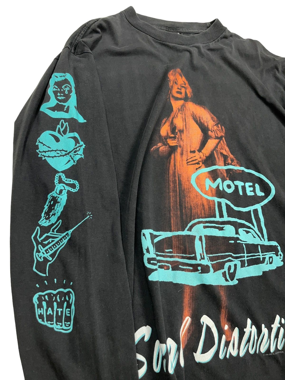 Band Tees Vintage 1996 Social Distortion Motel Femme Fatal shirt Size US L / EU 52-54 / 3 - 7 Thumbnail
