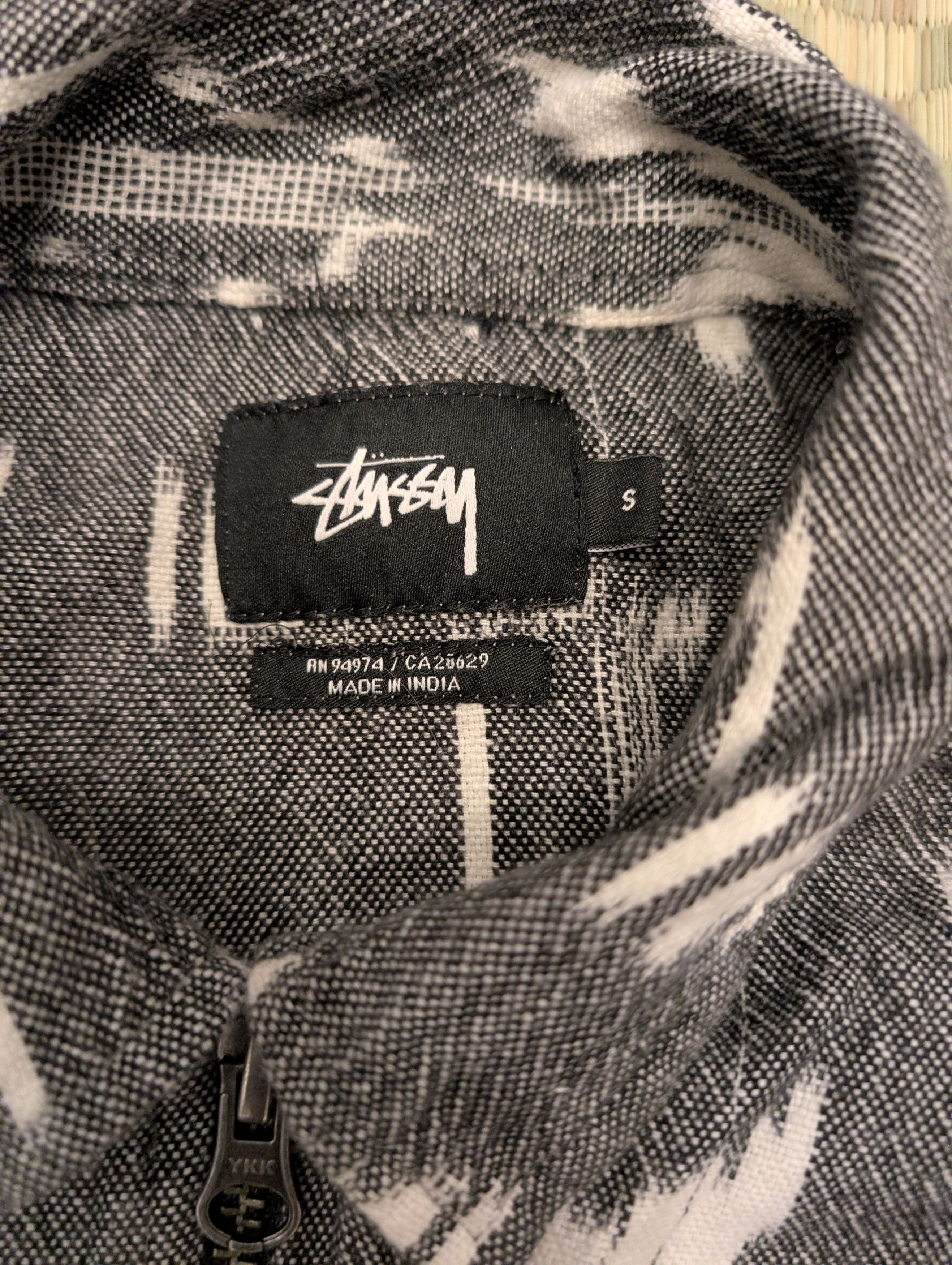 Stussy Stussy Beach Cotton Half Zip Pullover Gray Ikat Print Size US S / EU 44-46 / 1 - 3 Thumbnail