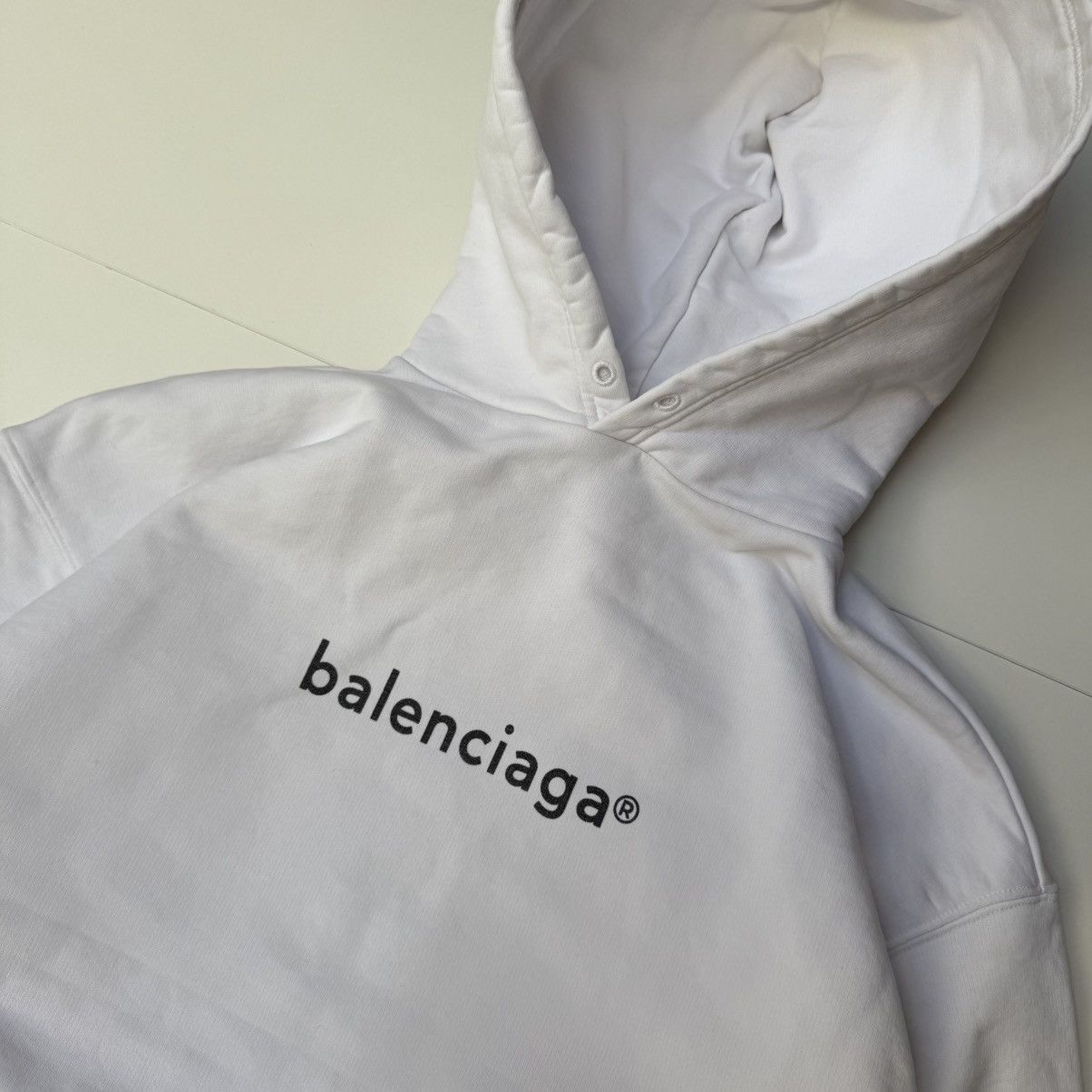 Balenciaga Balenciaga copyright oversize fit cotton white hoodie Size US M / EU 48-50 / 2 - 9 Thumbnail
