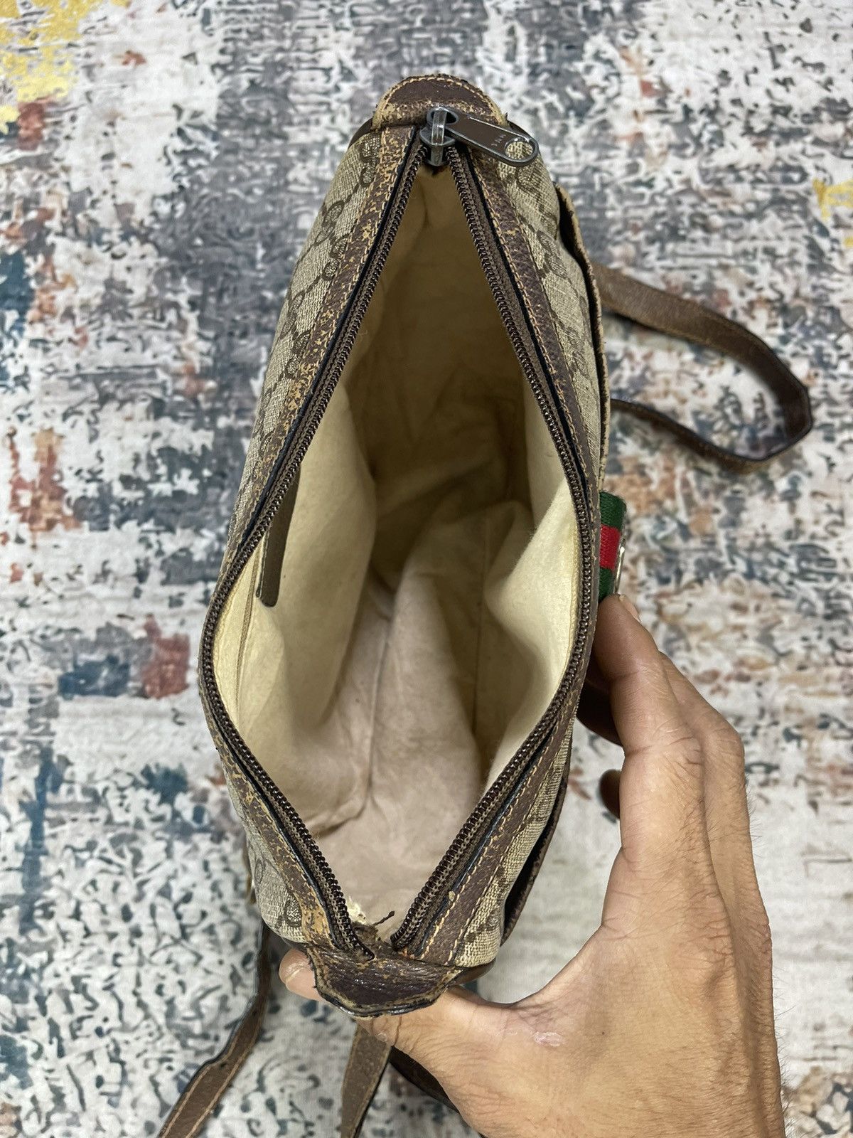 Gucci Vintage Gucci Ophidia Supreme Web Shoulder Sling Bag Size ONE SIZE - 20 Thumbnail