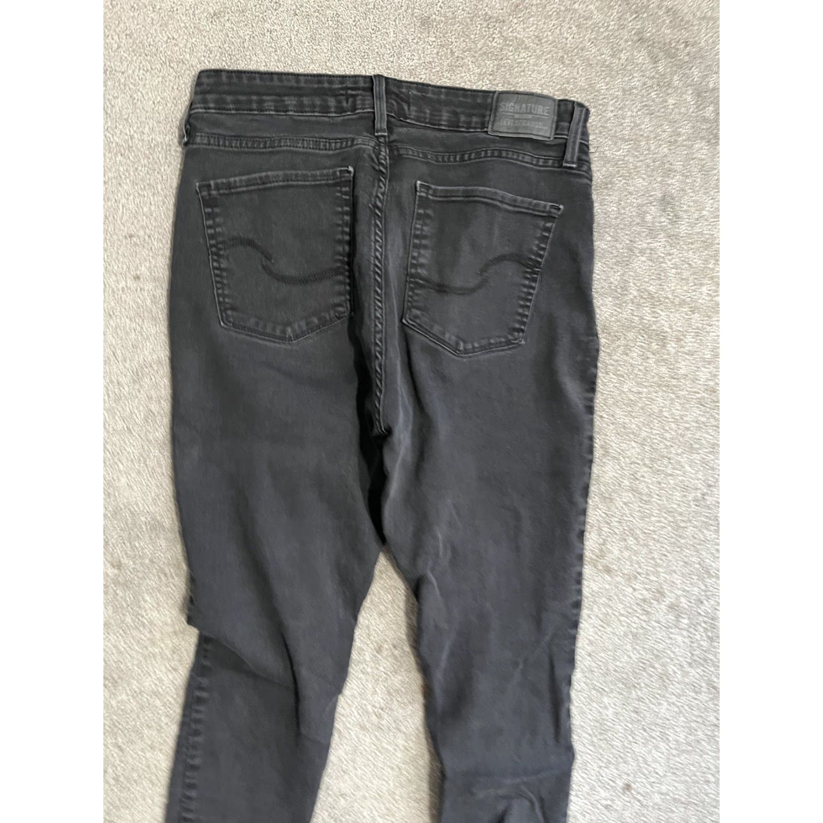 Levi's Levi's Signature Jeans Women’s 14S Mid Rise Skinny 32x28 Black Denim 5-Pocket Design Regular Fit Jeans Mens? Size 36" / US 14 / IT 50 - 2 Thumbnail