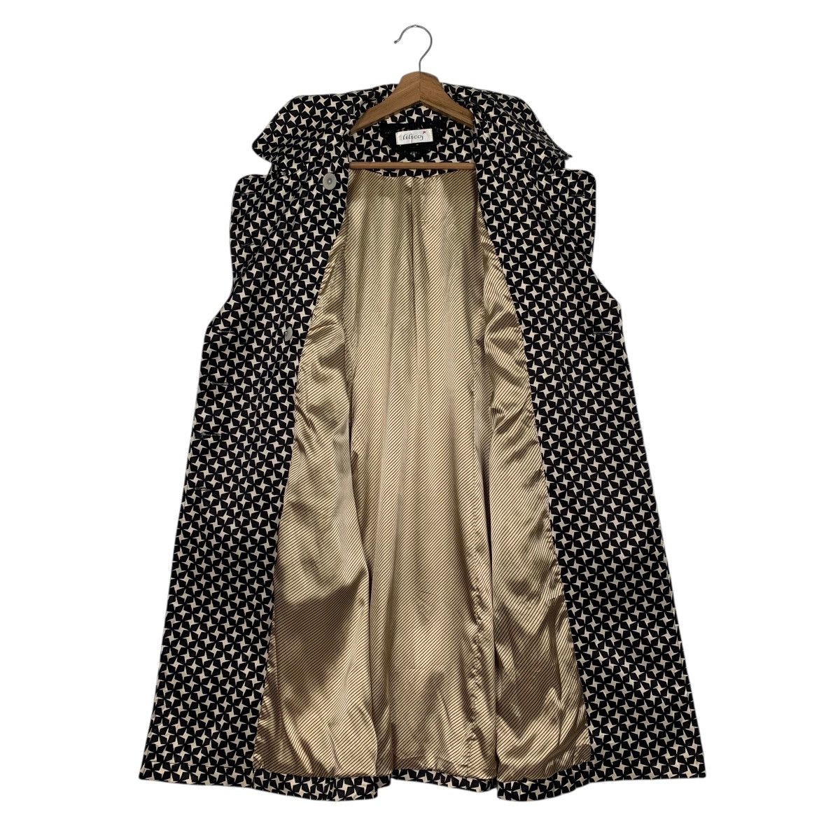Japanese Brand Japanese Brand Lilicoj Polka Dot Double Breasted Trenchcoat Size M / US 6-8 / IT 42-44 - 12 Thumbnail