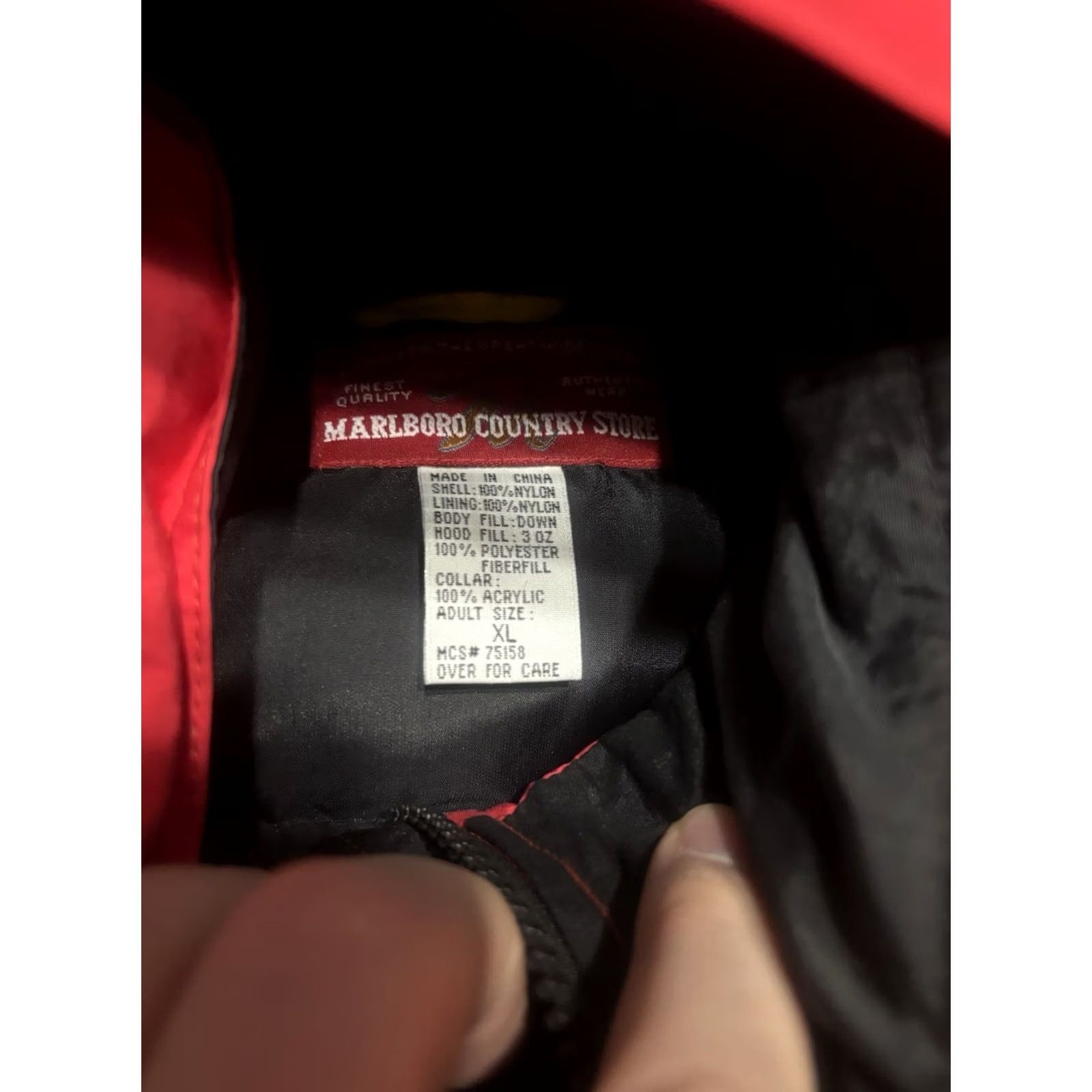 Marlboro VINTAGE Marlboro Country Store Adventure Team Hooded Parka Coat 90s Red Black Trim Nylon L XL Mens Parka Coat 90s Vintage Size US L / EU 52-54 / 3 - 2 Thumbnail