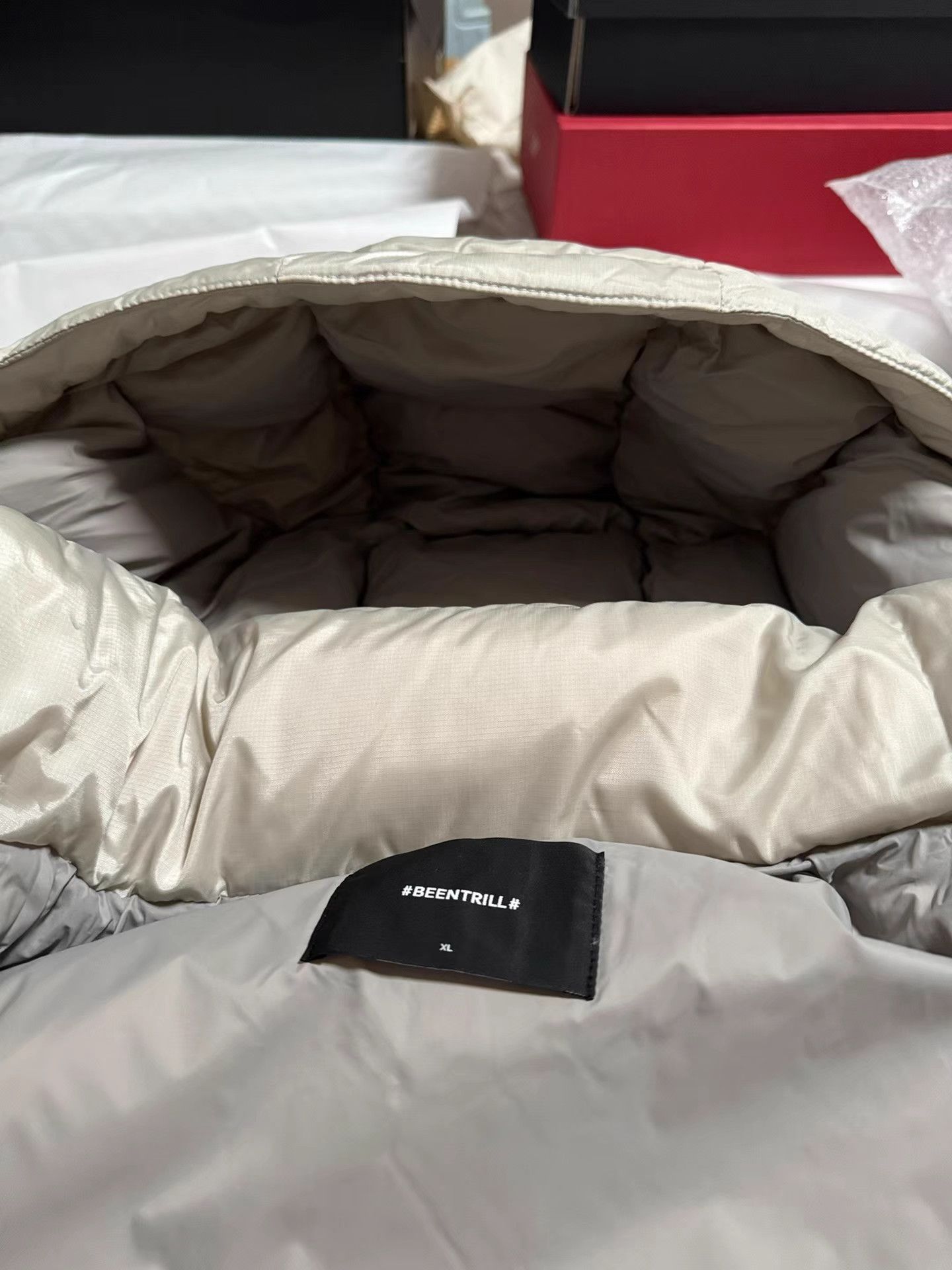Been Trill BEENTRILL Metal Logo Short Down Jacket K6 Size US XL / EU 56 / 4 - 8 Thumbnail