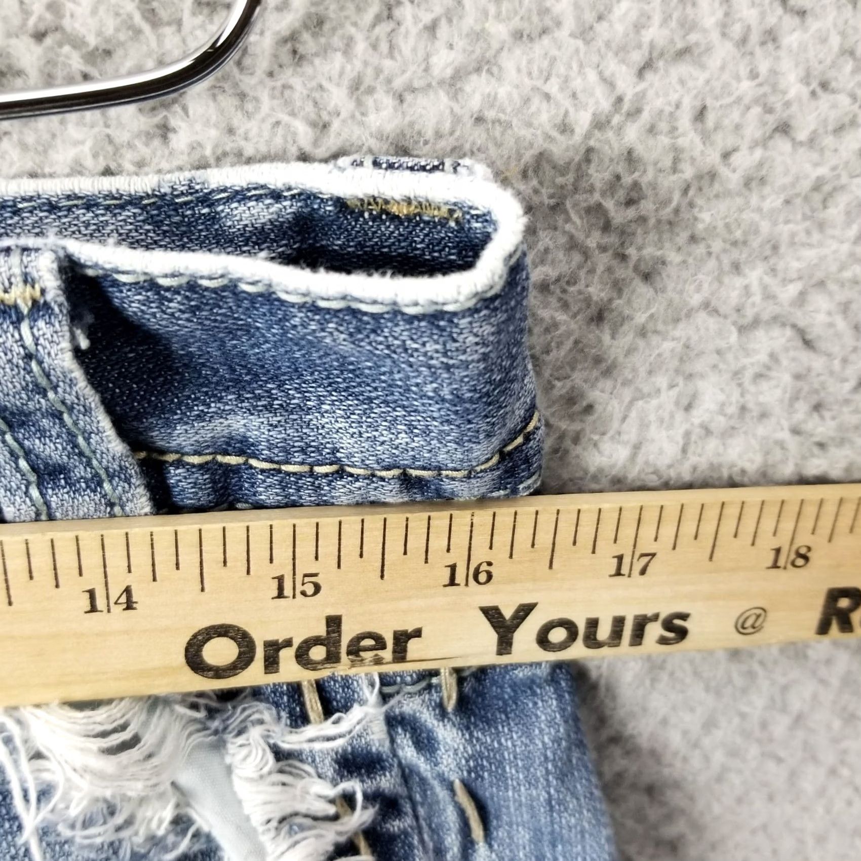 Vintage MEK Jeans Seattle 30X34 Flare Leg Wide Leg Button Fly Distressed Whiskers Flap Jeans Womens 30 Blue Denim Distressed Wide-Leg Flare Size 30" / US 8 / IT 44 - 5 Thumbnail