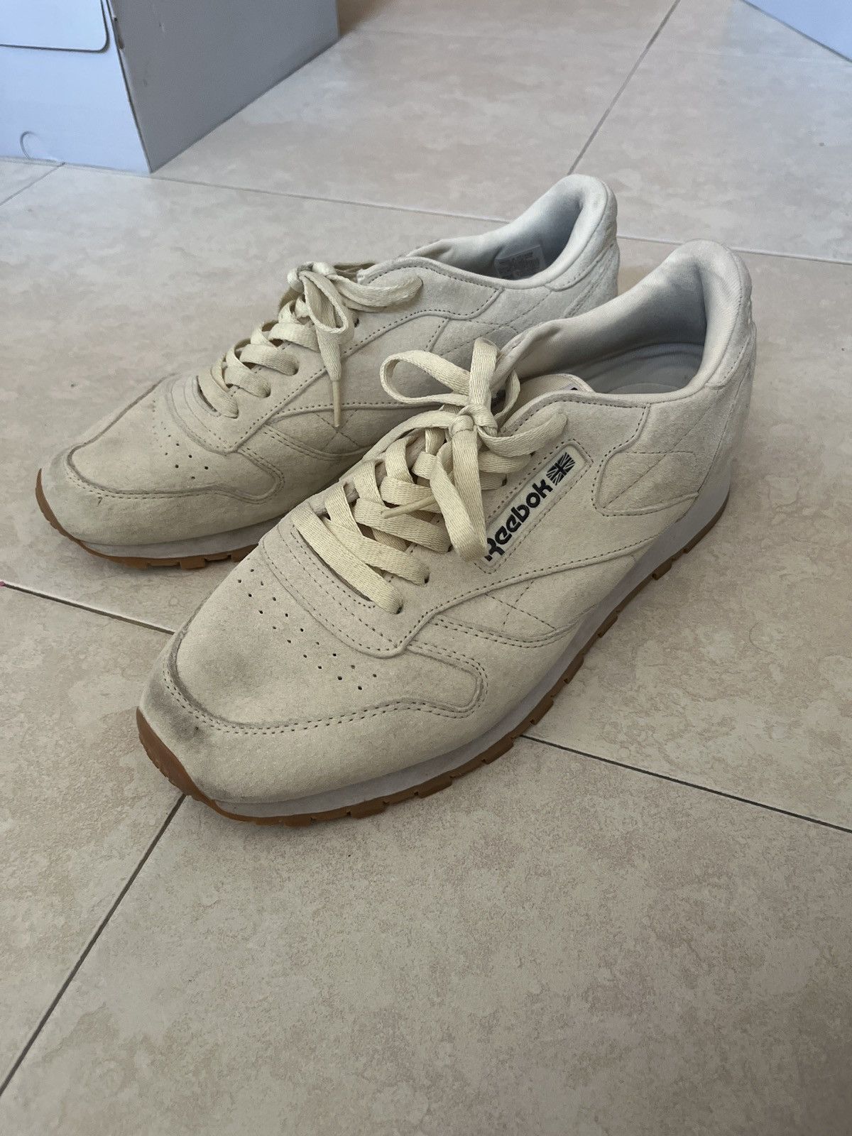 Reebok Reebok CL Classic Pastel Size US 9.5 / EU 42-43 - 1 Thumbnail