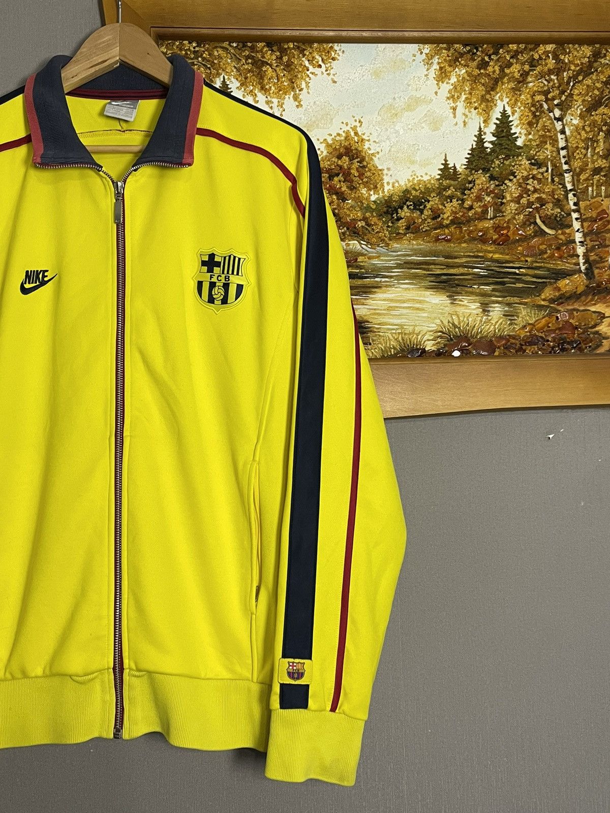 Nike Vintage Nike Barcelona Track Jacket Soccer Jersey Blokecore Size US L / EU 52-54 / 3 - 4 Thumbnail