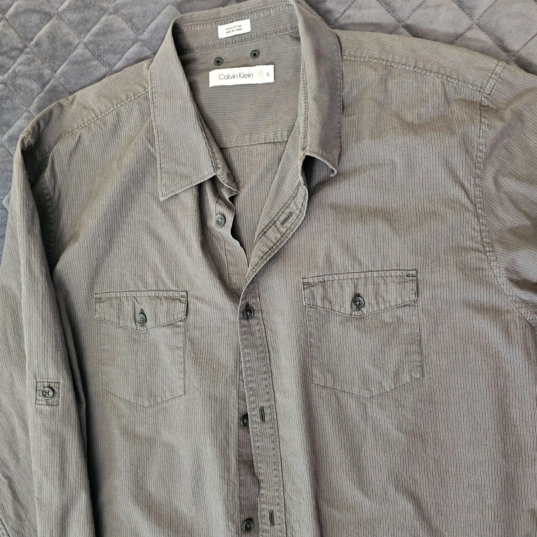 Calvin Klein Calvin Klein Men's XL Long Sleeve Button Down Dark Gray Stripe Roll Tab Sleeve Size US XL / EU 56 / 4 - 3 Thumbnail