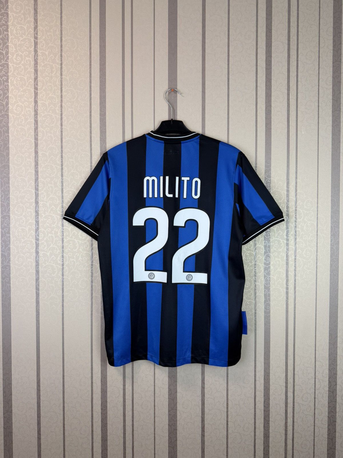 Nike Nike Inter Milan Milito 22 Jersey Size L Size US L / EU 52-54 / 3 - 2 Thumbnail