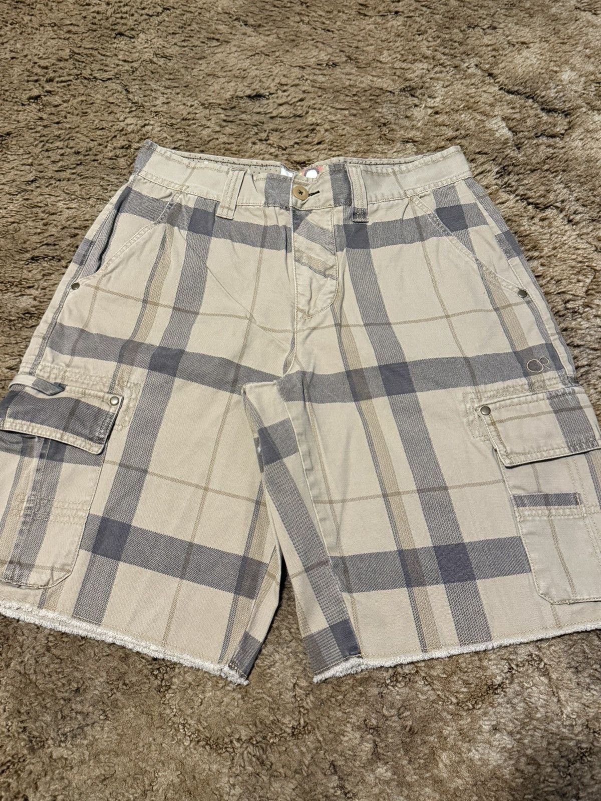 Vintage Vintage Y2K Op Khaki Plaid Skater Shorts Mens 30 Size US 30 / EU 46 - 3 Thumbnail