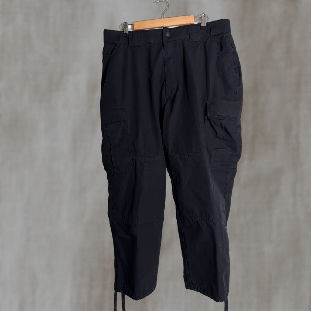 Vintage 5.11 Tactical TDU Cargo Pants Mens XL Black Ripstop Style #74003 Size US 36 / EU 52 - 1 Thumbnail