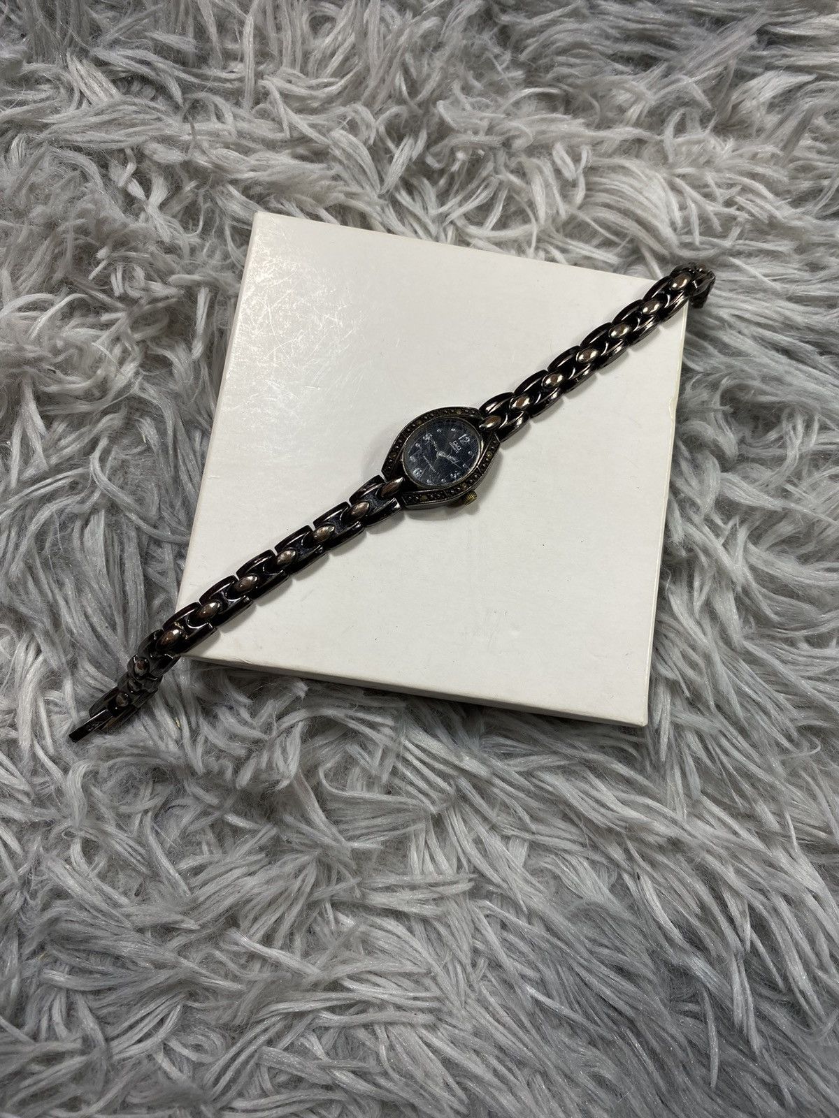 Hysteric Glamour Q&Q Black Bracelet Watch - Japanese Brand Size ONE SIZE - 2 Thumbnail