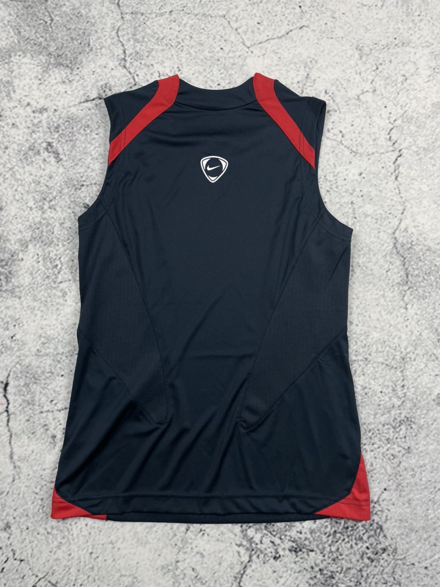 Nike (Men’s) Nike S – FIFA Street Training Tank Top Streetwear Size US S / EU 44-46 / 1 - 2 Thumbnail