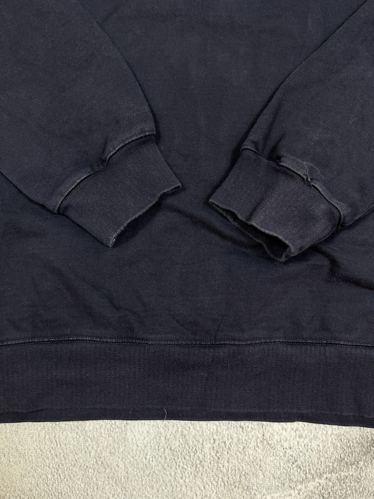 Japanese Brand × Vintage Vintage Y2K Faded blank navy sweatshirt streetwear size XL Size US XL / EU 56 / 4 - 2 Thumbnail