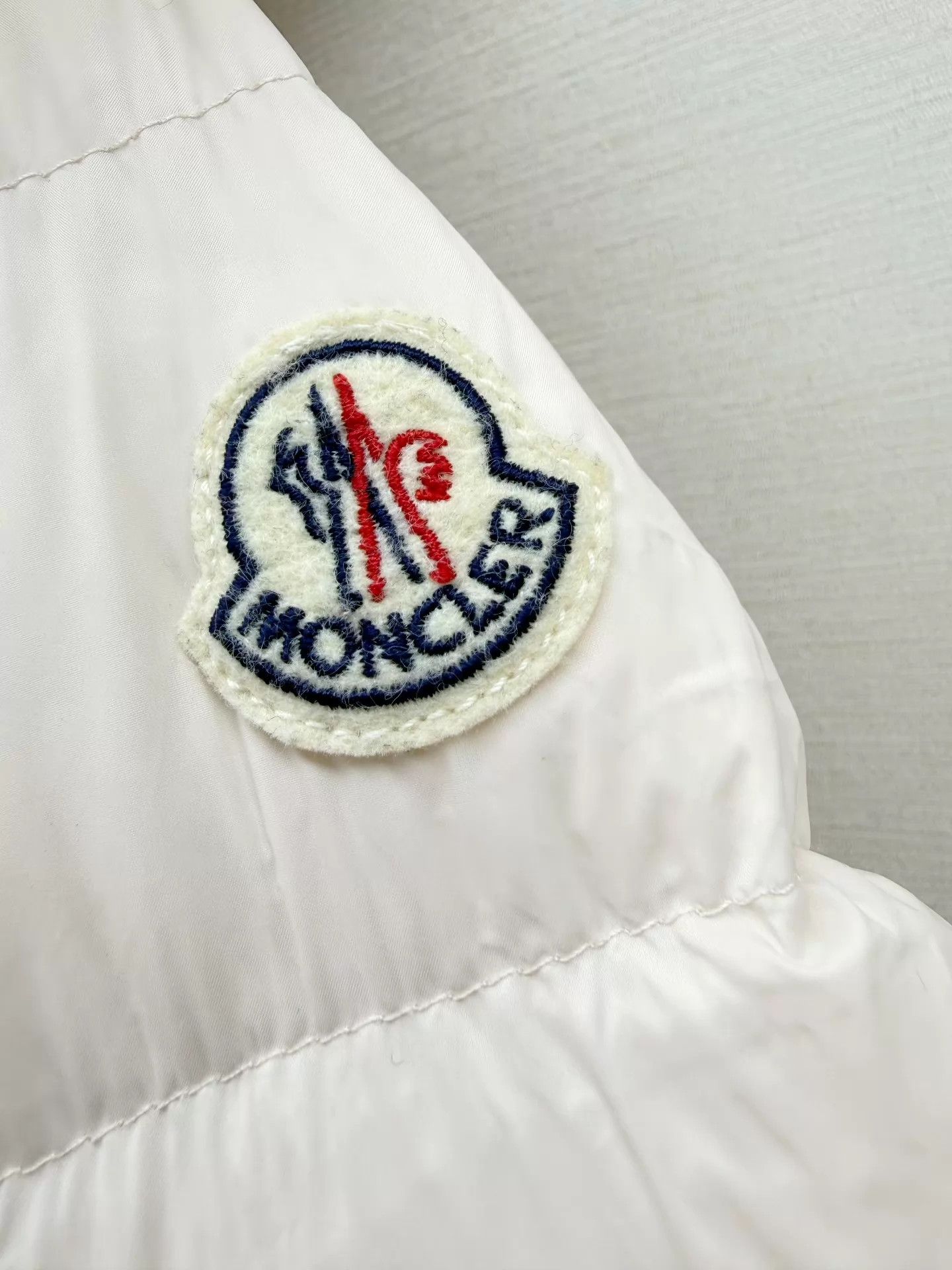 Moncler Moncler Fur Collar Down Jacket 12Y/XXS Size XXS / US 00 / IT 34 - 2 Thumbnail