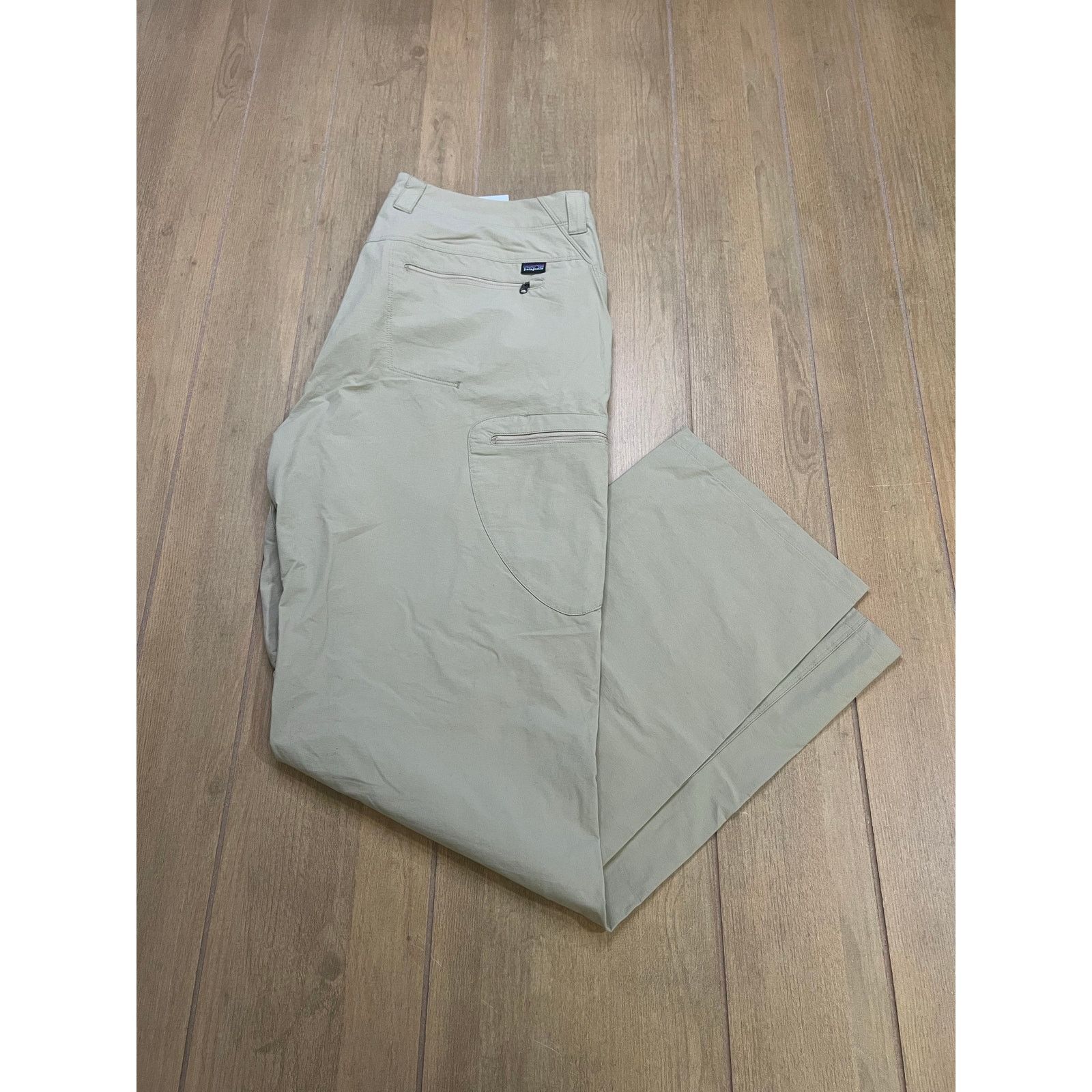 Patagonia NWT Patagonia Women Rock Guide Pants Sz 14 hiking outdoors Size 36" / US 14 / IT 50 - 12 Thumbnail