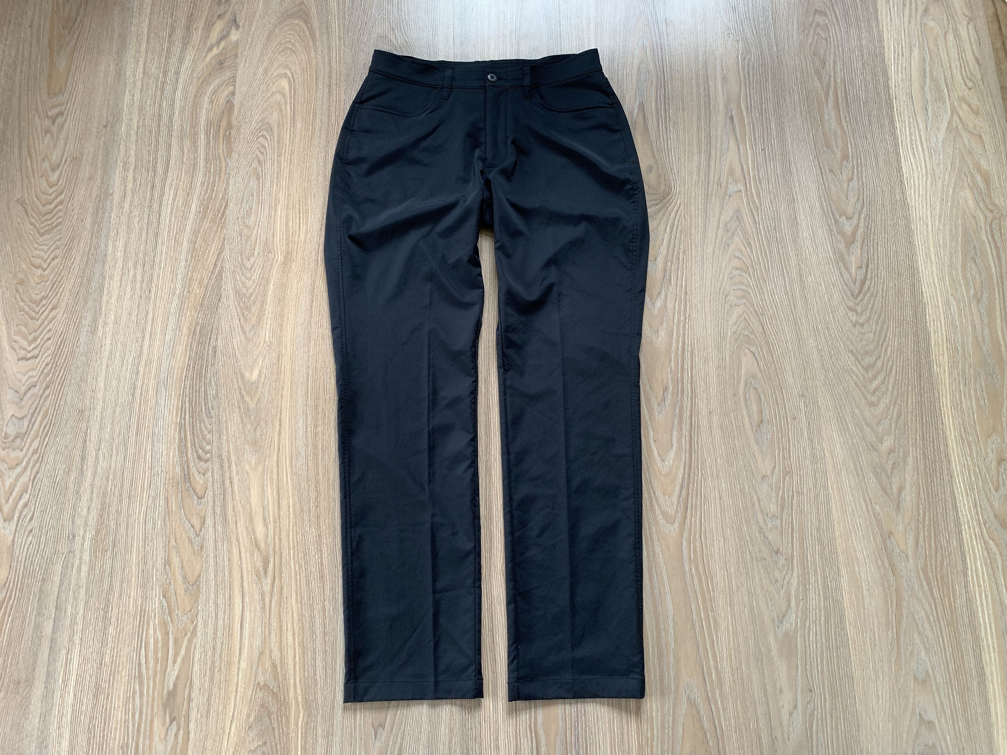 Under Armour Under Armour Black Breatheble Sport SweatPants Size US 32 / EU 48 - 1 Thumbnail
