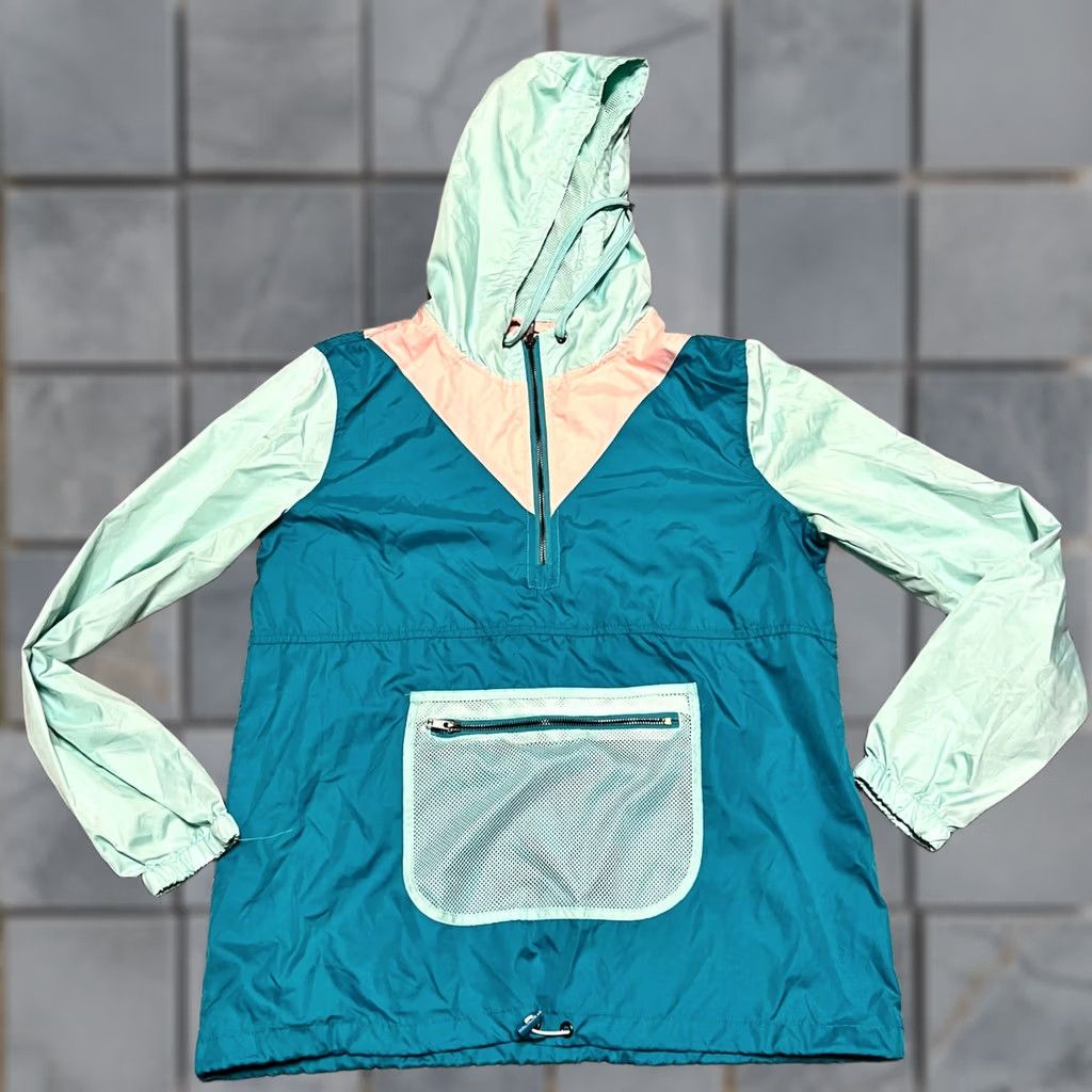 Empyre Empyre Windbreaker Jacket Women Large Hooded Pullover Colorblock Retro 90s Style Size L / US 10 / IT 46 - 1 Thumbnail