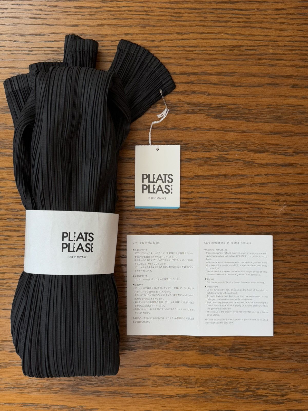 Issey Miyake × Pleats Please Issey Miyake Pleats Please ISSEY MIYAKE Dress Monthly Colors Size M / US 6-8 / IT 42-44 - 12 Thumbnail
