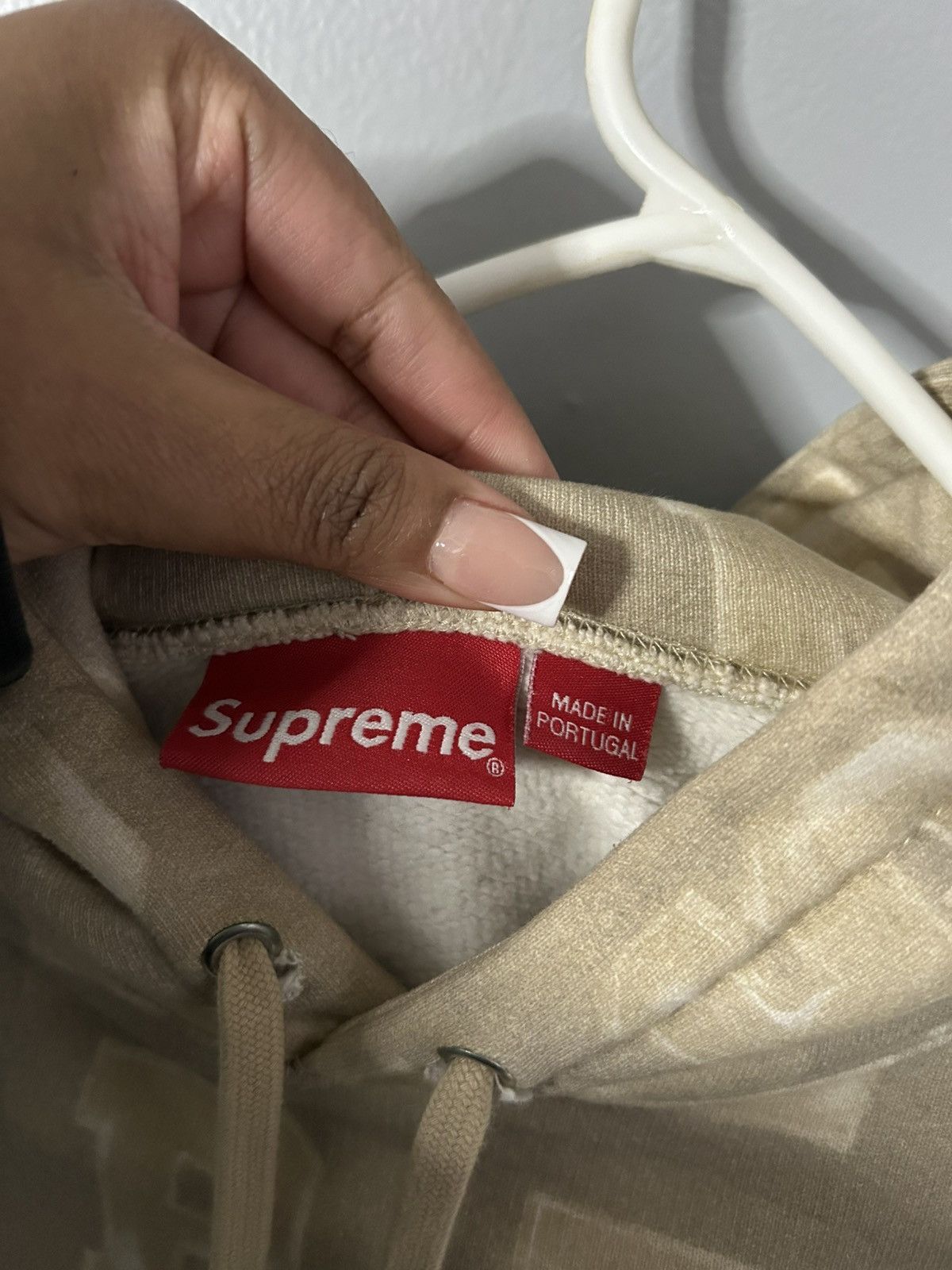 Supreme authentic supreme hoodie Size US M / EU 48-50 / 2 - 3 Thumbnail