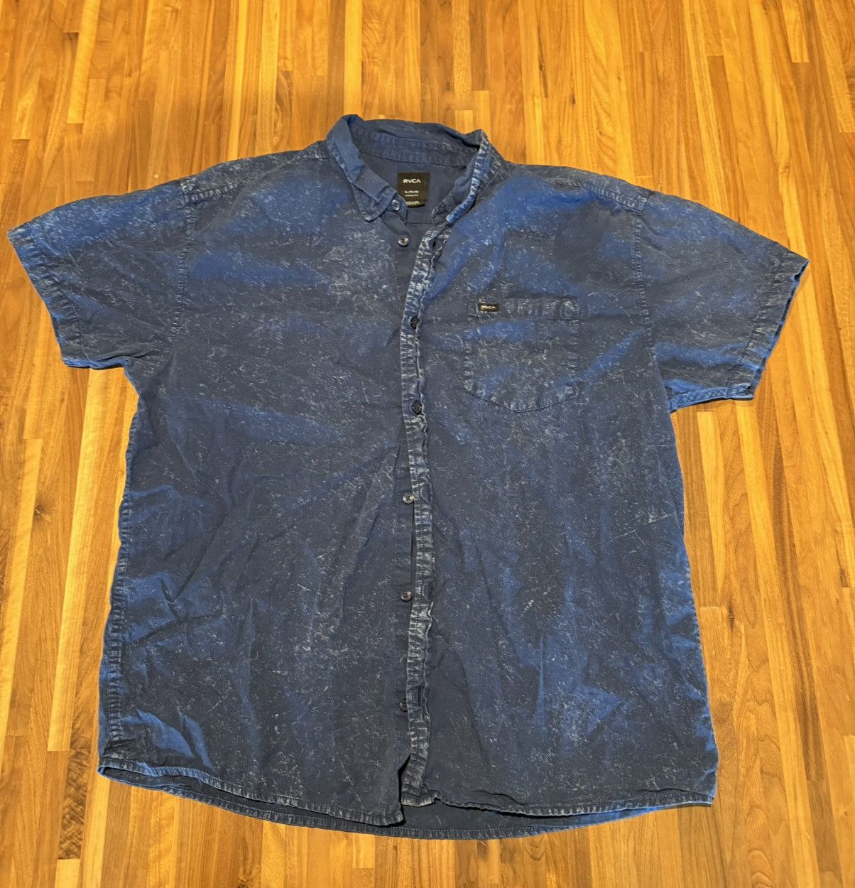 RVCA Vintage RVCA Button Up Shirt Size US L / EU 52-54 / 3 - 1 Thumbnail