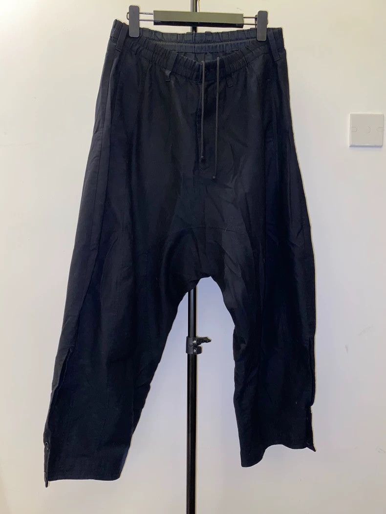 Yohji Yamamoto Yohji Yamamoto Yohji Yamamoto Black Pants with Unique Cut- Size US 26 / EU 42 - 2 Thumbnail
