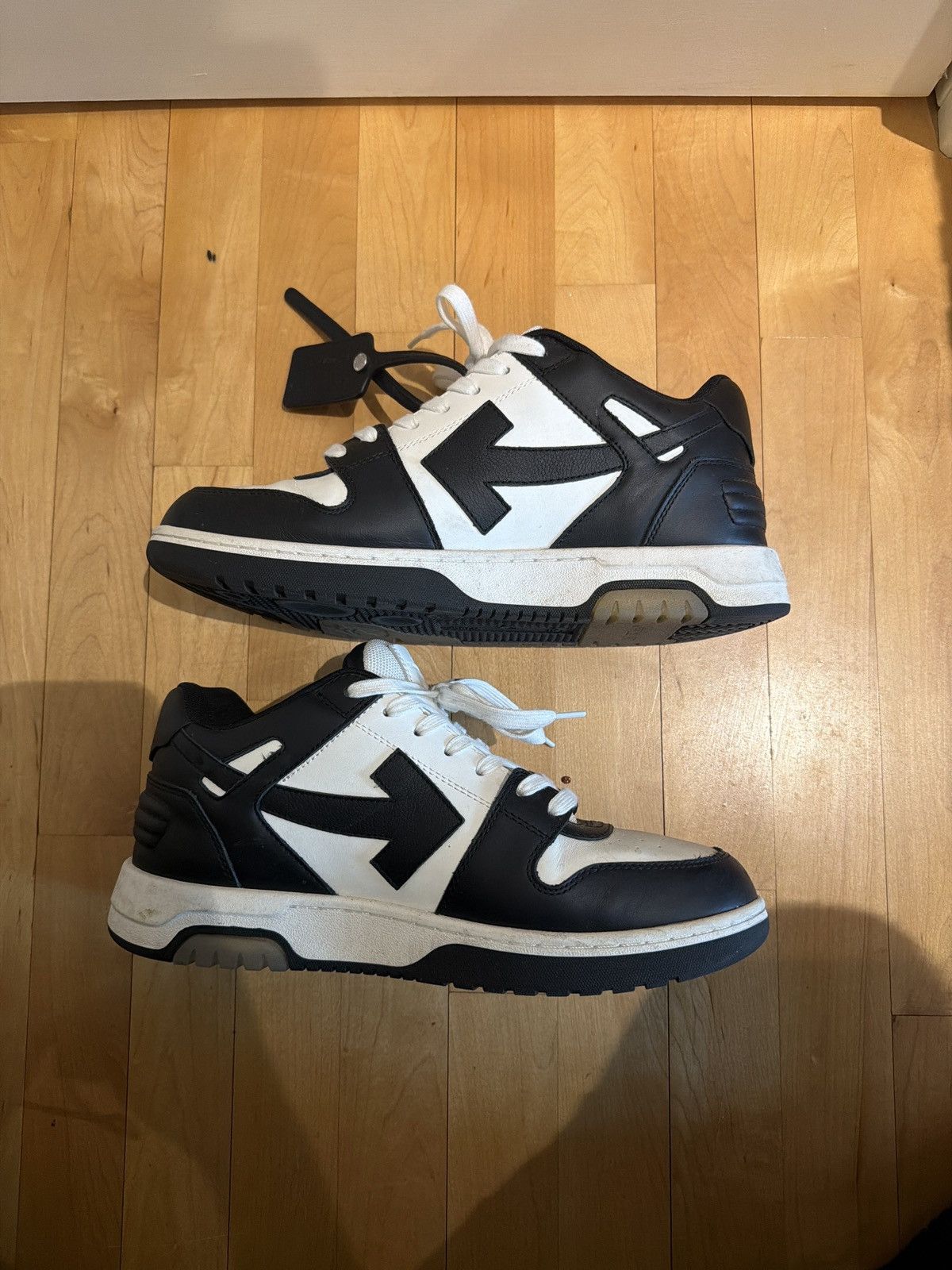 Off-White Off-White “Office” Sneakers Blk/Wht Size US 10 / EU 43 - 1 Thumbnail