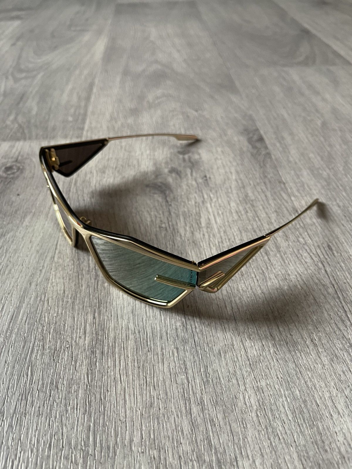 Givenchy Givenchy Gold Giv cut metal sunglasses Matthew Williams Size ONE SIZE - 2 Thumbnail