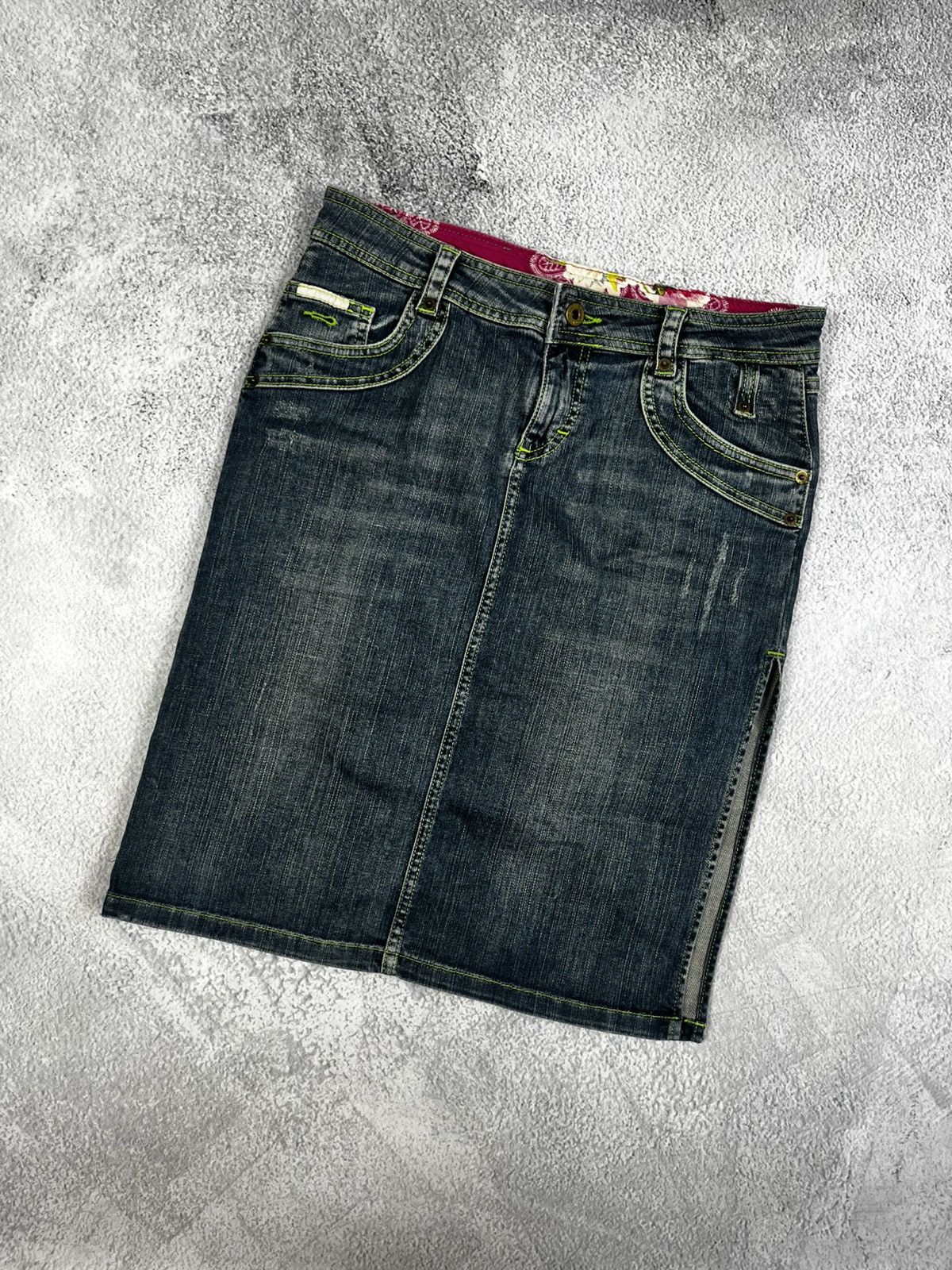 Dolce & Gabbana Dolce gabbana hysteric glamour skirt Size 27" / US 4 / IT 40 - 1 Thumbnail