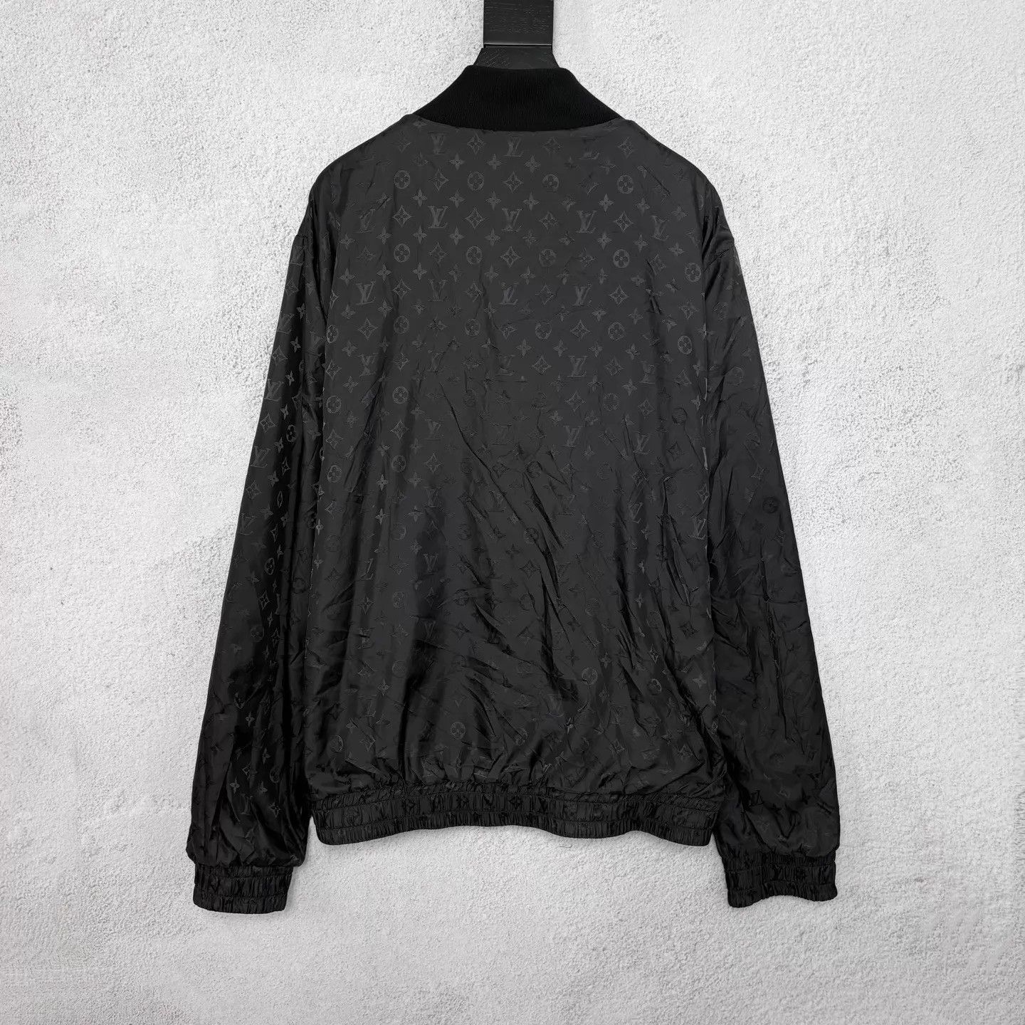 Louis Vuitton LV 2-sided Monogram print knit zip jacket Size US XL / EU 56 / 4 - 2 Thumbnail
