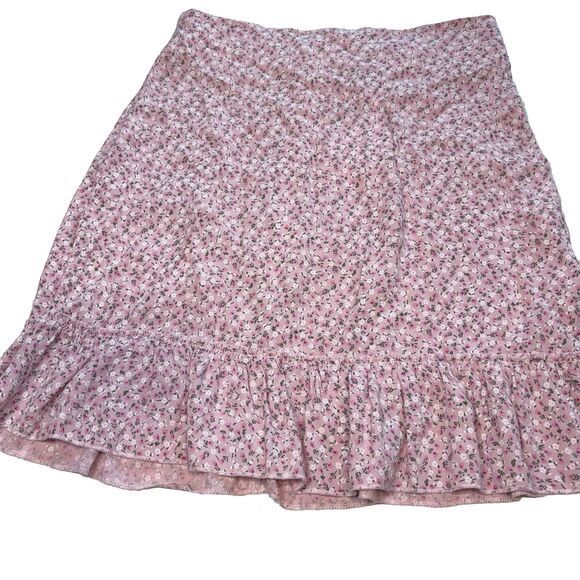 Brandy Melville Brandy Melville Pink Floral Cara Mini Skirt 3 Ruffled Mini Size 27" / US 4 / IT 40 - 5 Thumbnail