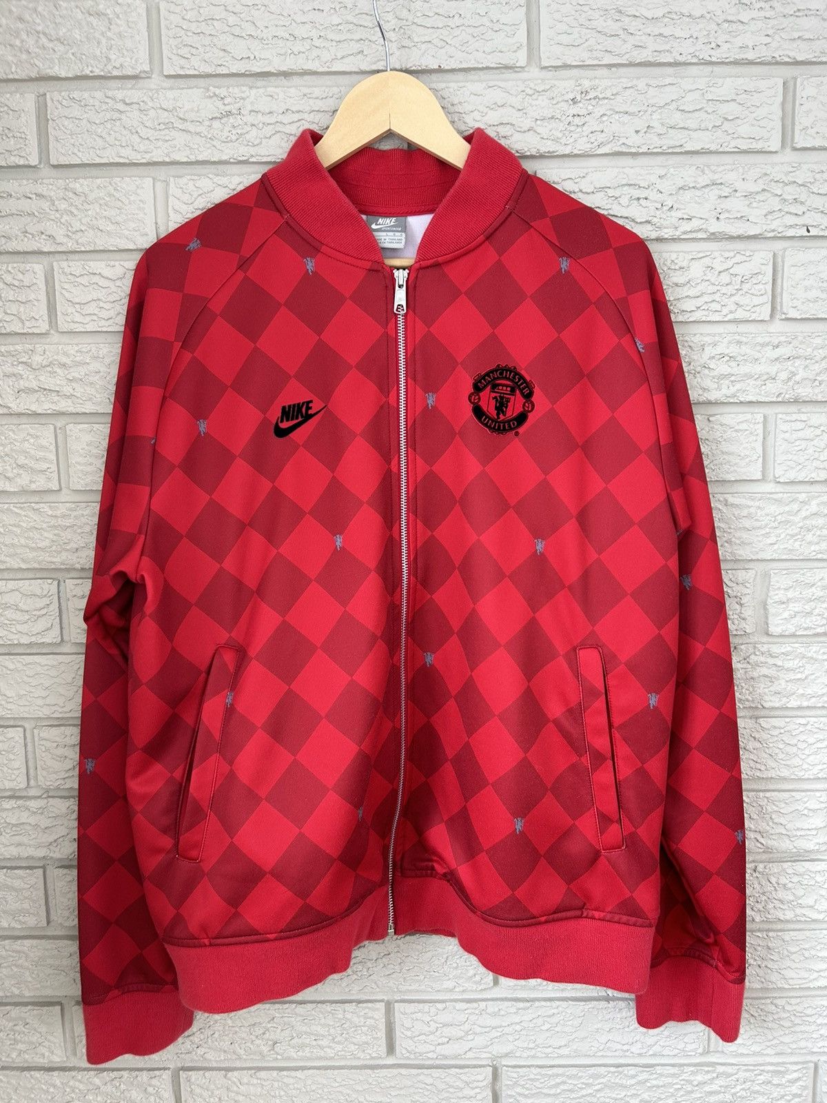 Nike Vintage Nike 2009 Manchester United Track Jacket Size US L / EU 52-54 / 3 - 1 Thumbnail