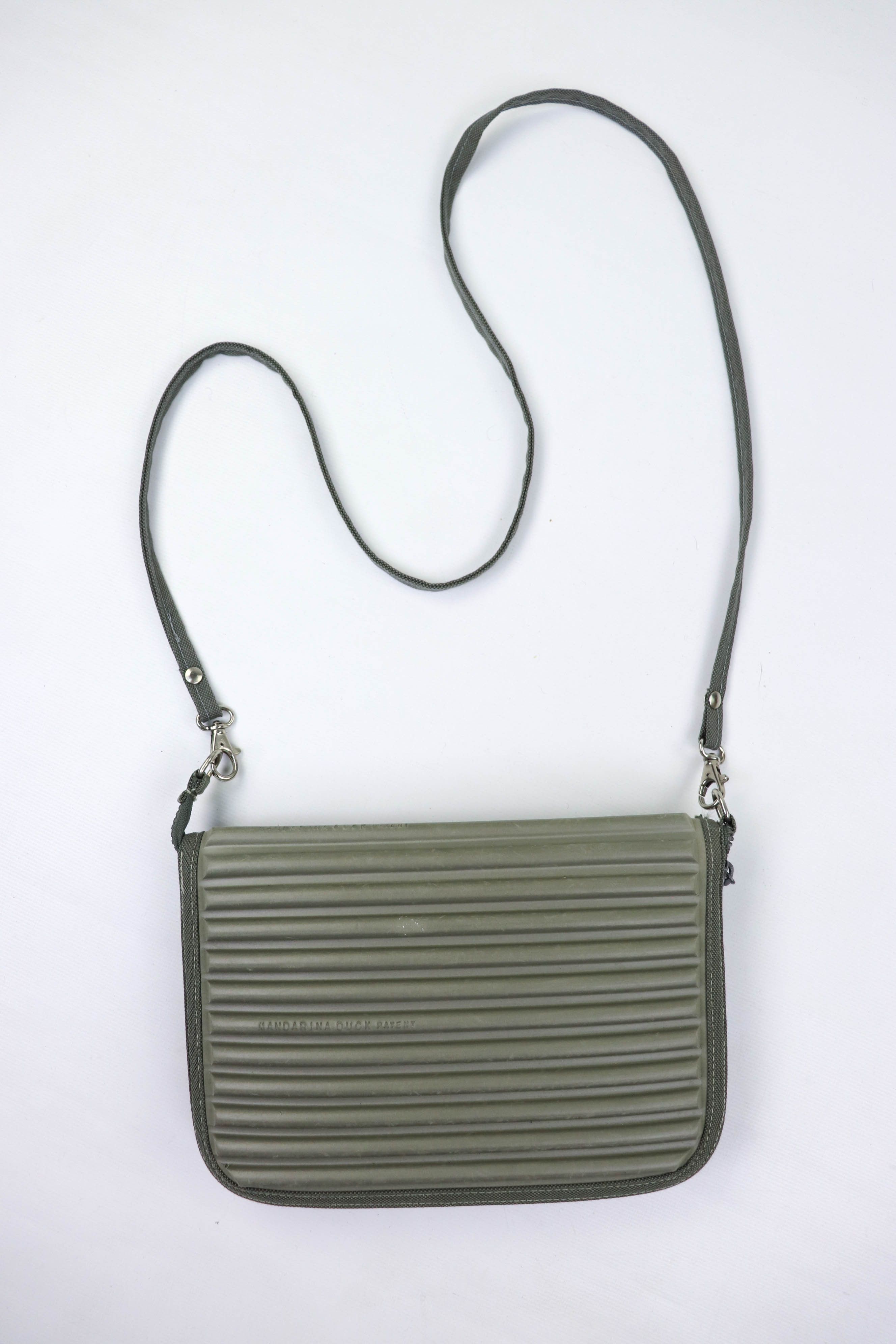 Mandarina Duck Vintage Mandarina Duck Patent Ribbed Plastic Crossbody Bag Size ONE SIZE - 1 Thumbnail