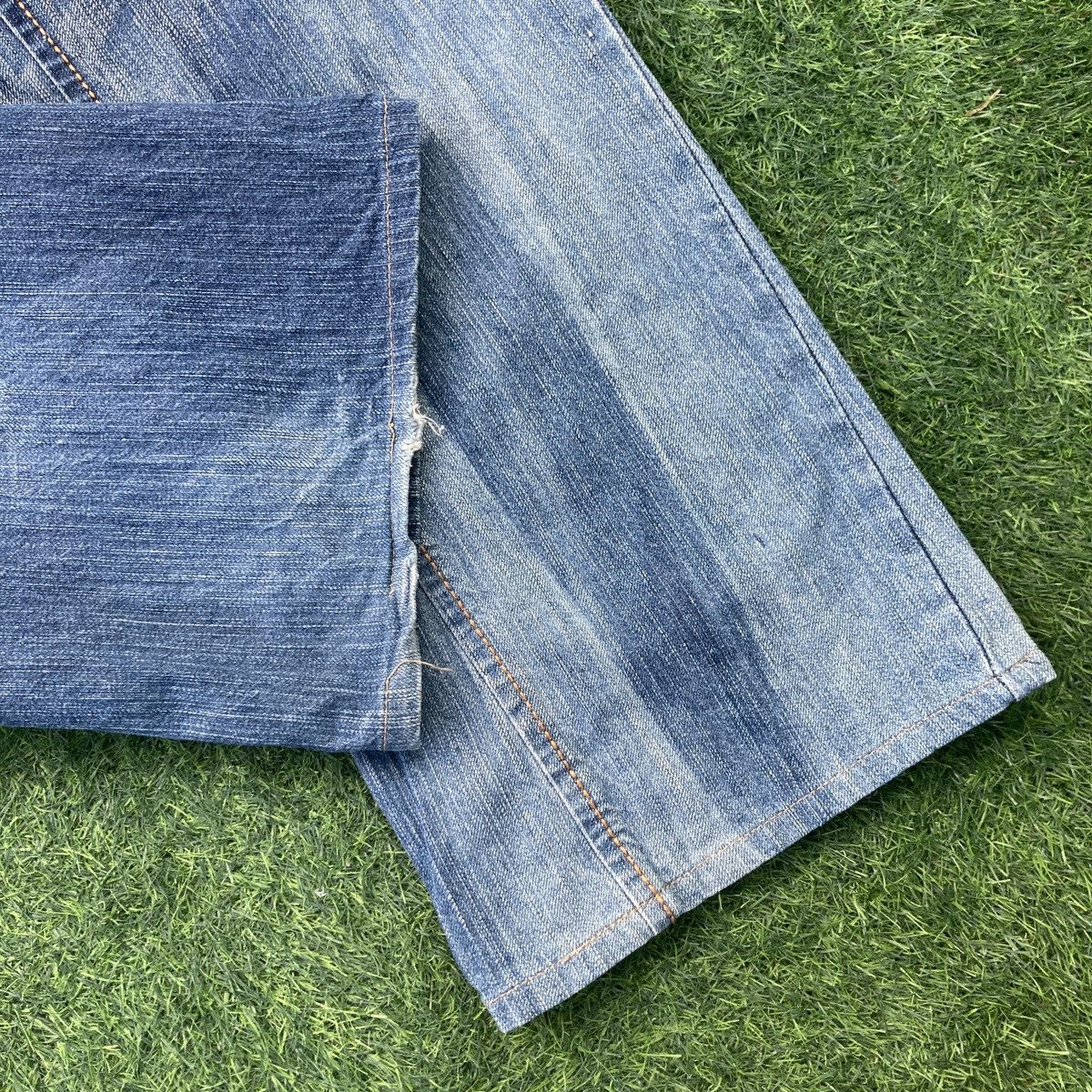 Edwin EDWIN XV FLARED RIPPED JEANS Size US 34 / EU 50 - 6 Thumbnail