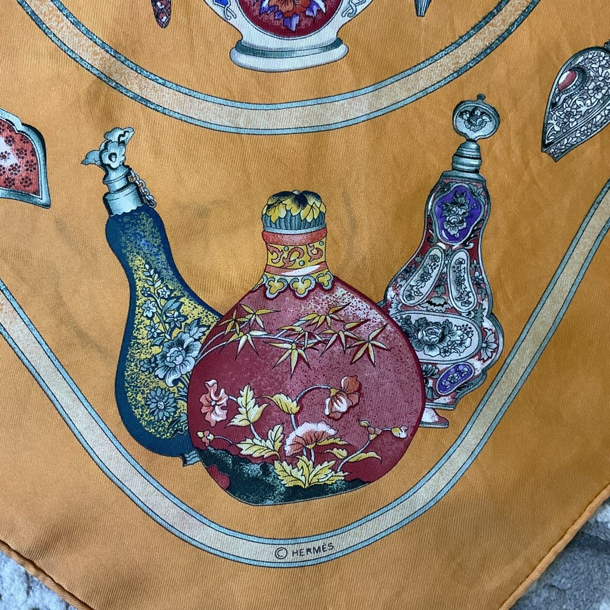 Hermes Hermès "Qu'importe le Flacon" silk scarf Size ONE SIZE - 4 Thumbnail