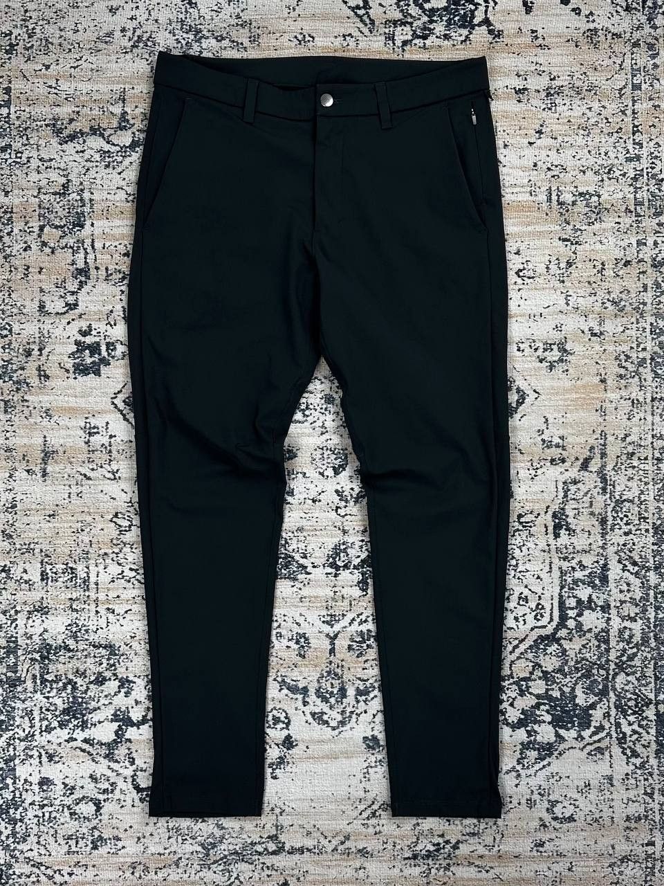 Lululemon Lululemon Tech Sport Chino Pants Size 33 Size US 33 - 1 Thumbnail