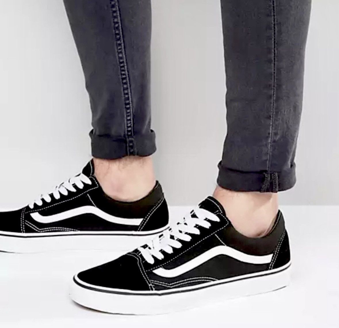Vans Vans Old Skool Shoes Black White Low Top Sneakers Size US 12 / EU 45 - 8 Thumbnail