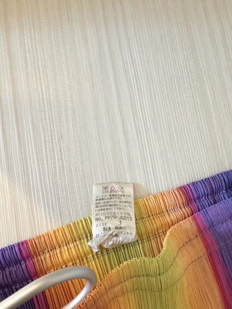 Issey Miyake issey miyake size:3 Neon aurora half skirt Size 42" / US 20 - 5 Thumbnail