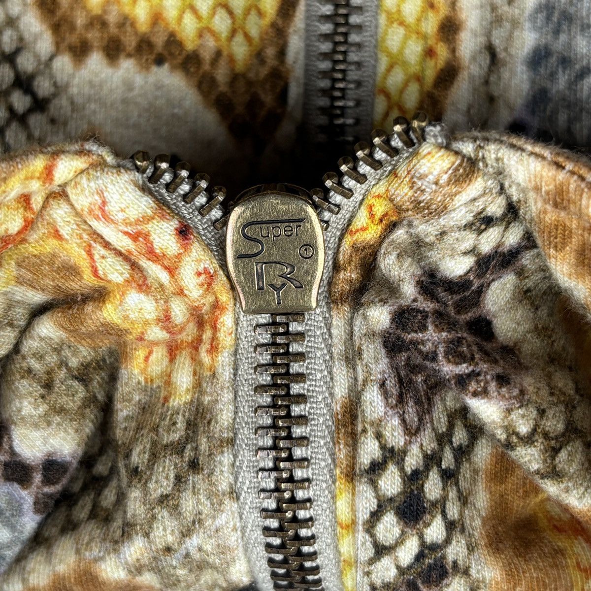 John Galliano John Galliano Snake Print Zip Up Hoodie Size XS / US 0-2 / IT 36-38 - 7 Thumbnail