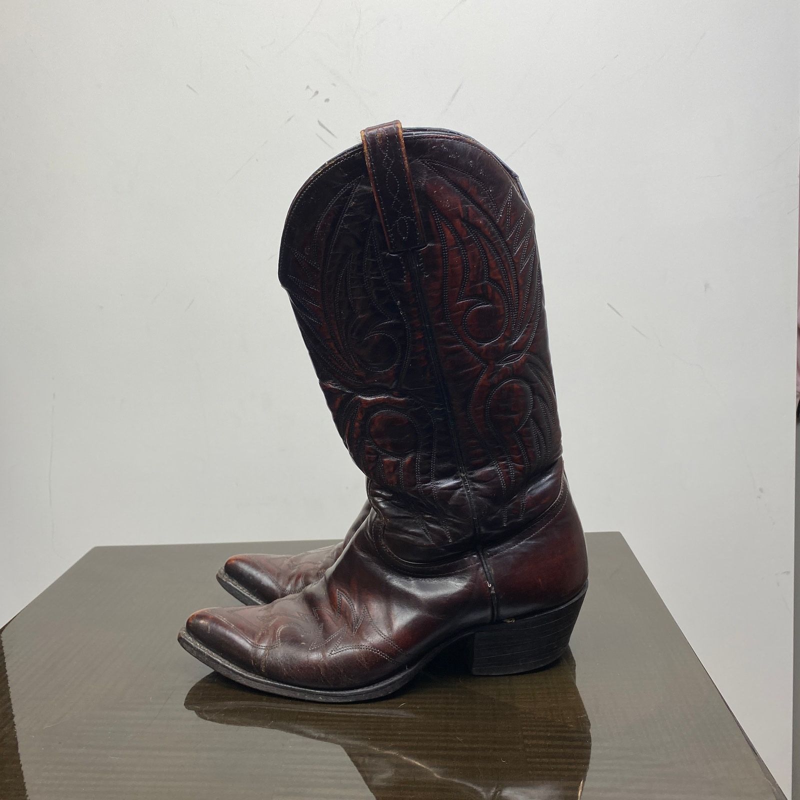 Cowboy Equipment × Vintage VTG J. Chisholm Burgundy Leather Western Cowboy Boots 8 EE Size US 8 / EU 41 - 5 Thumbnail